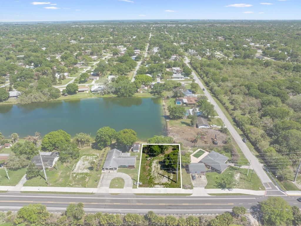 LAKEWOOD PARK - Land