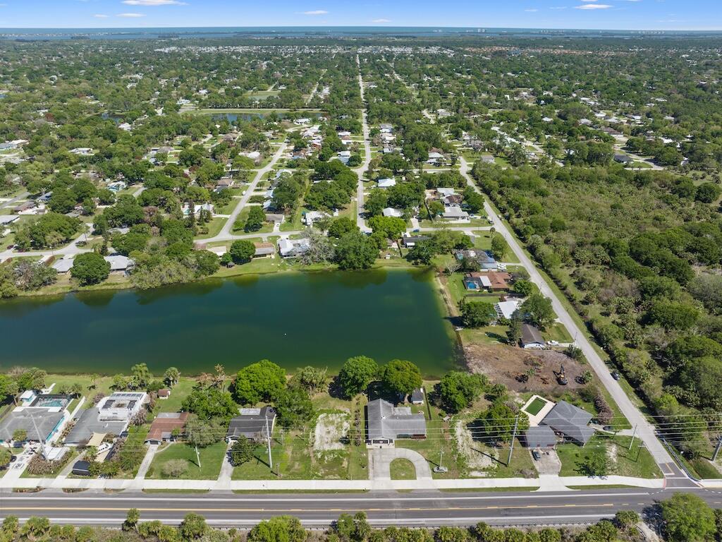 LAKEWOOD PARK - Land