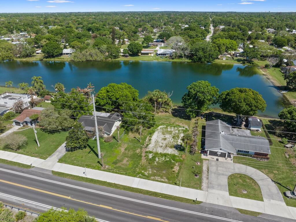 LAKEWOOD PARK - Land