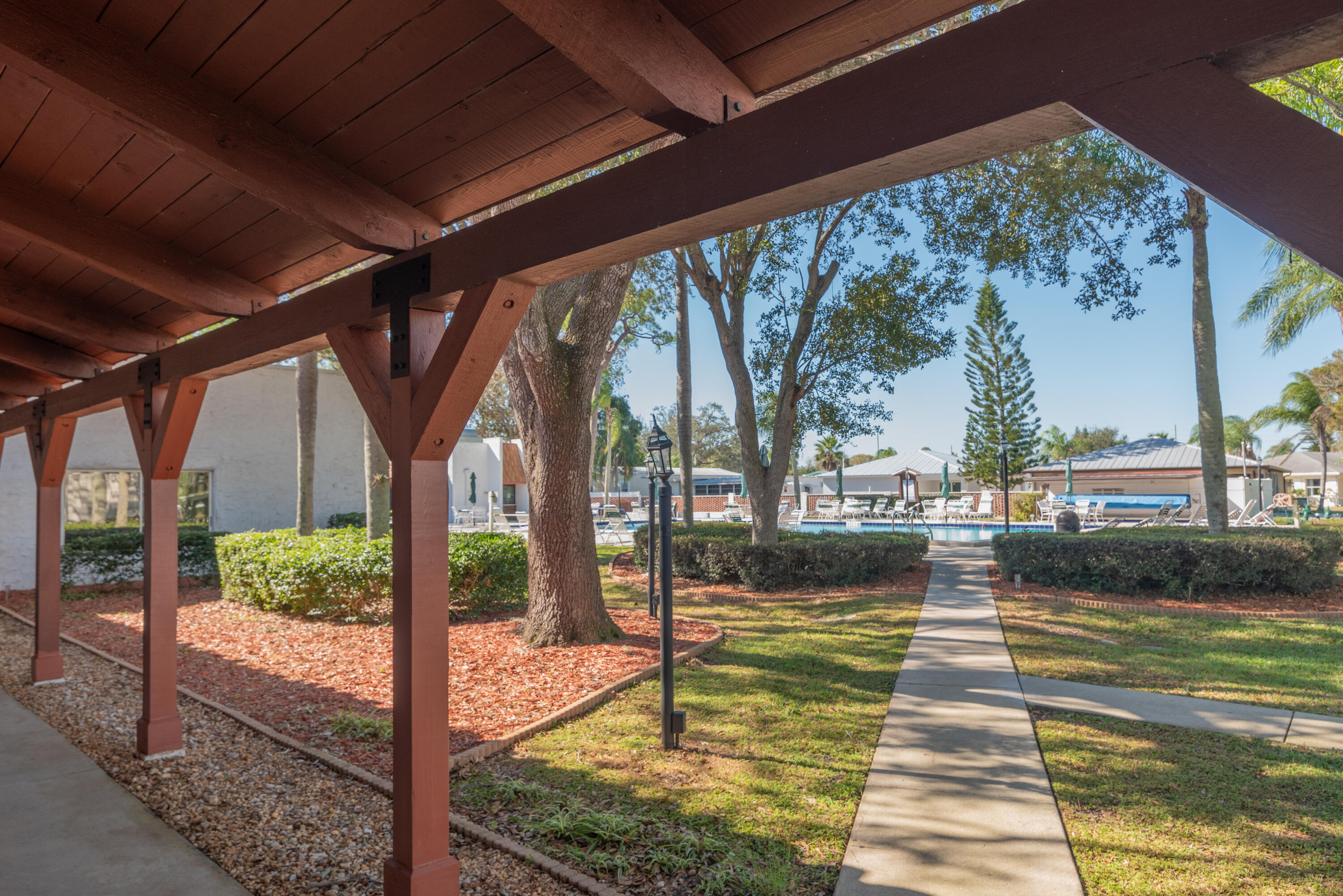 Spanish Lakes - Residential