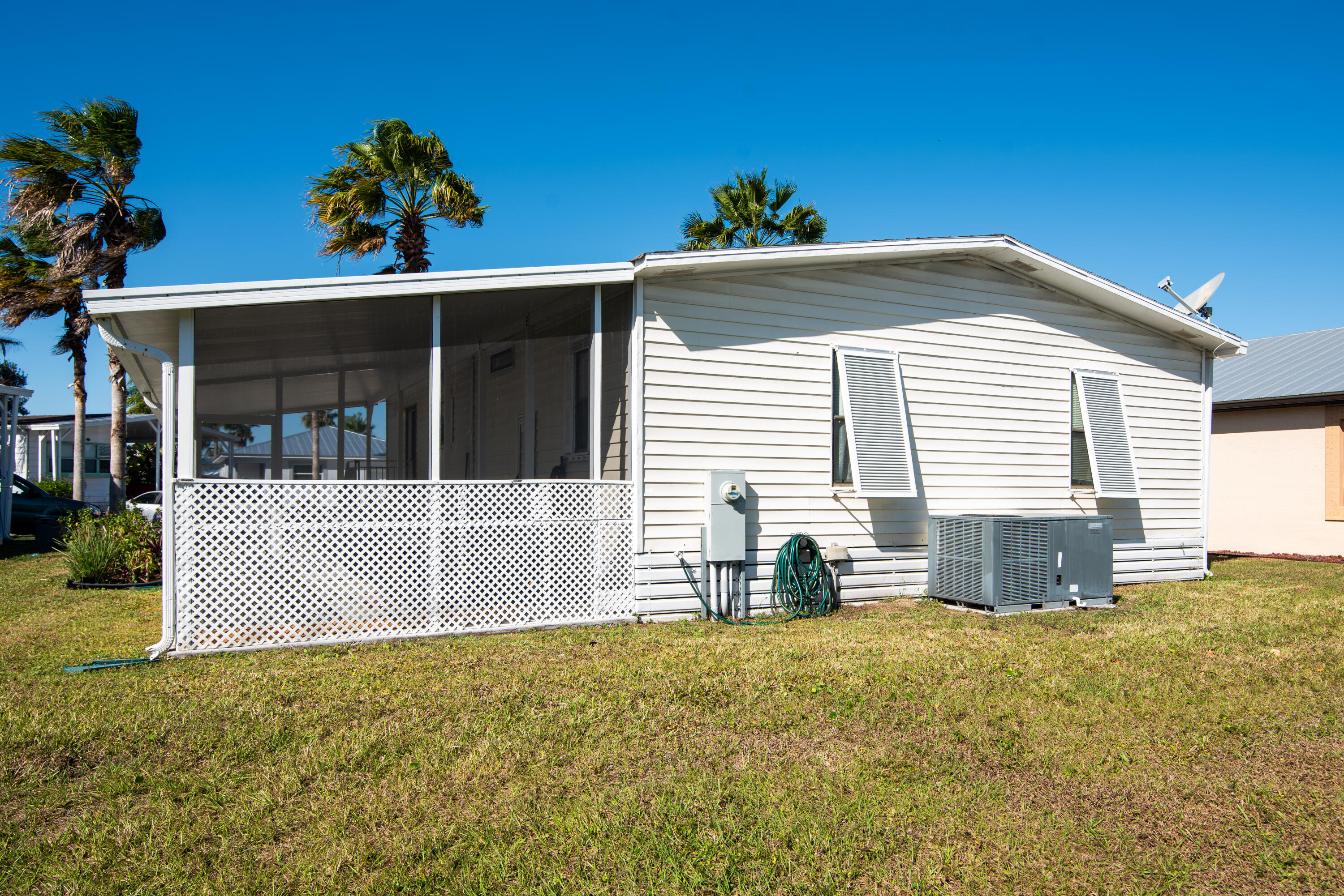 Spanish Lakes - Residential