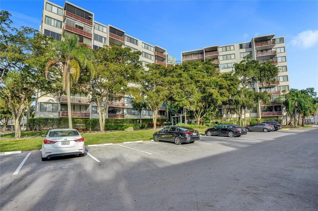 INVERRARY GARDENS CONDO I - Residential