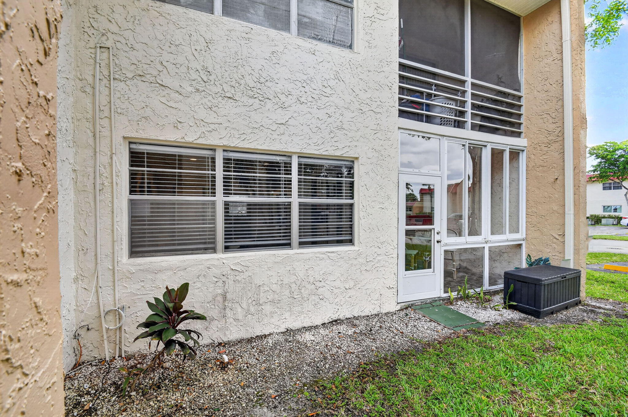 GOLDEN LAKES VILLAGE CONDO 1 THRU 13-A - Residential