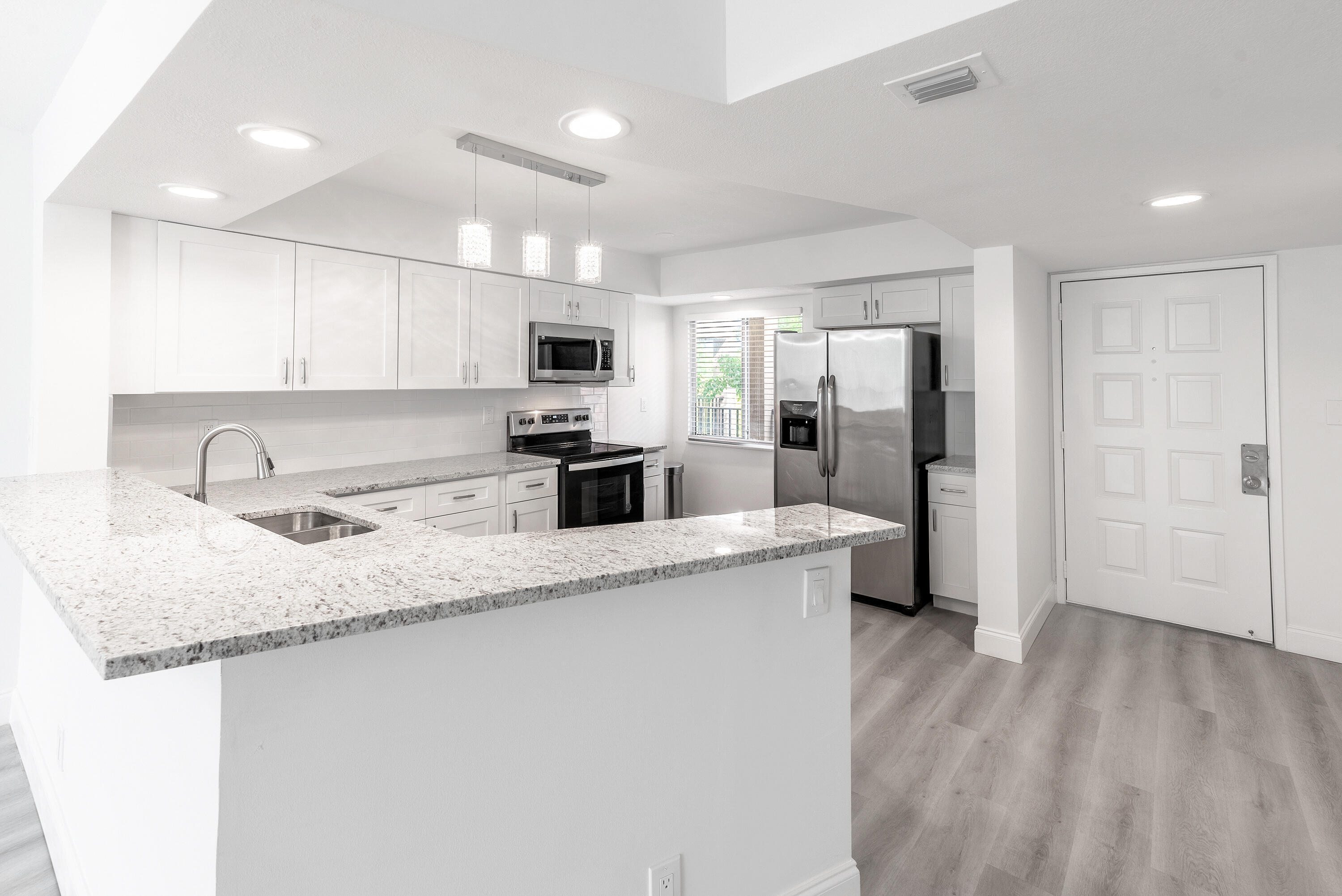 CYPRESS BEND CONDOMINIUM II - Residential
