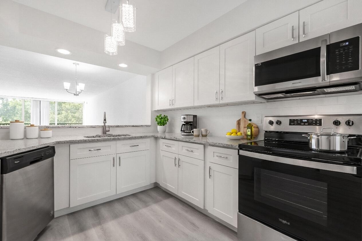 CYPRESS BEND CONDOMINIUM II - Residential