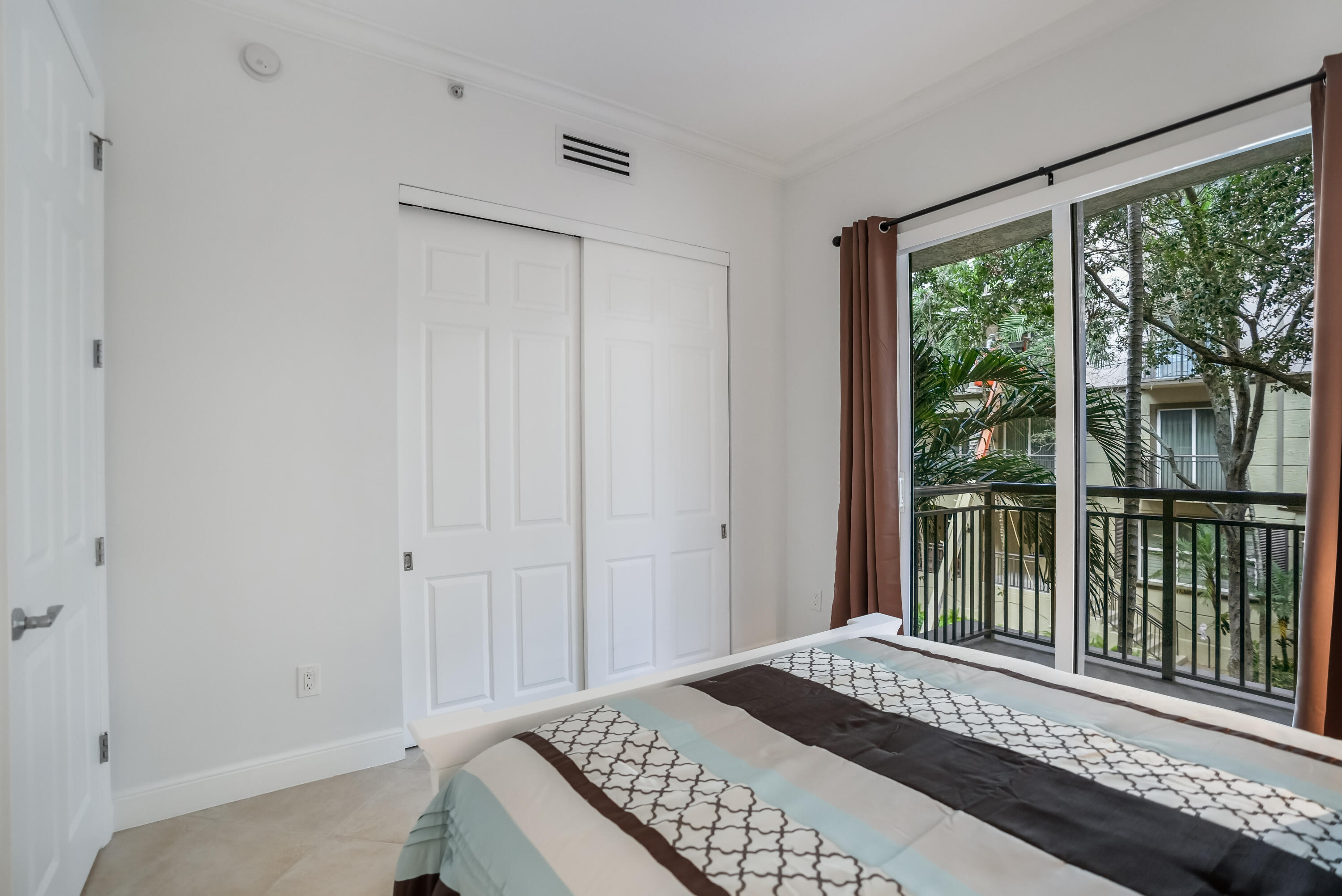 WILTON STATION RES CONDO - Residential