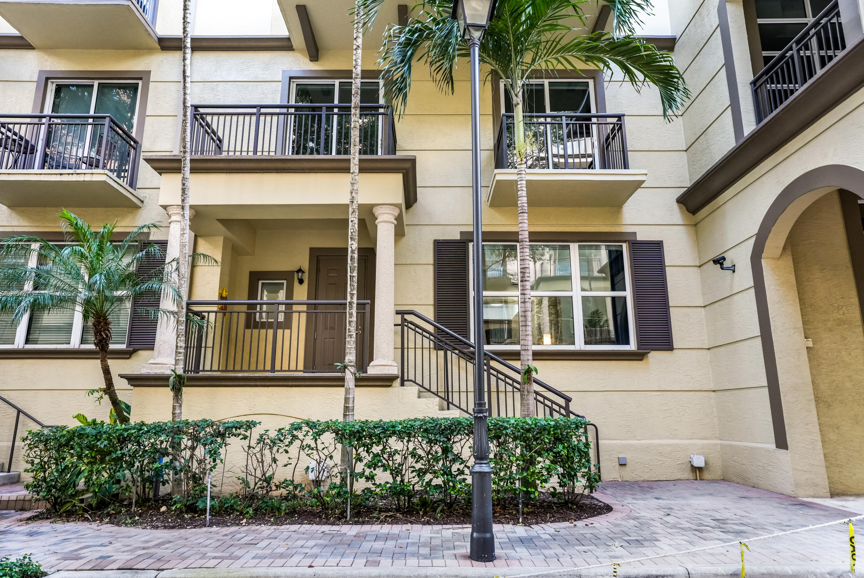WILTON STATION RES CONDO - Residential