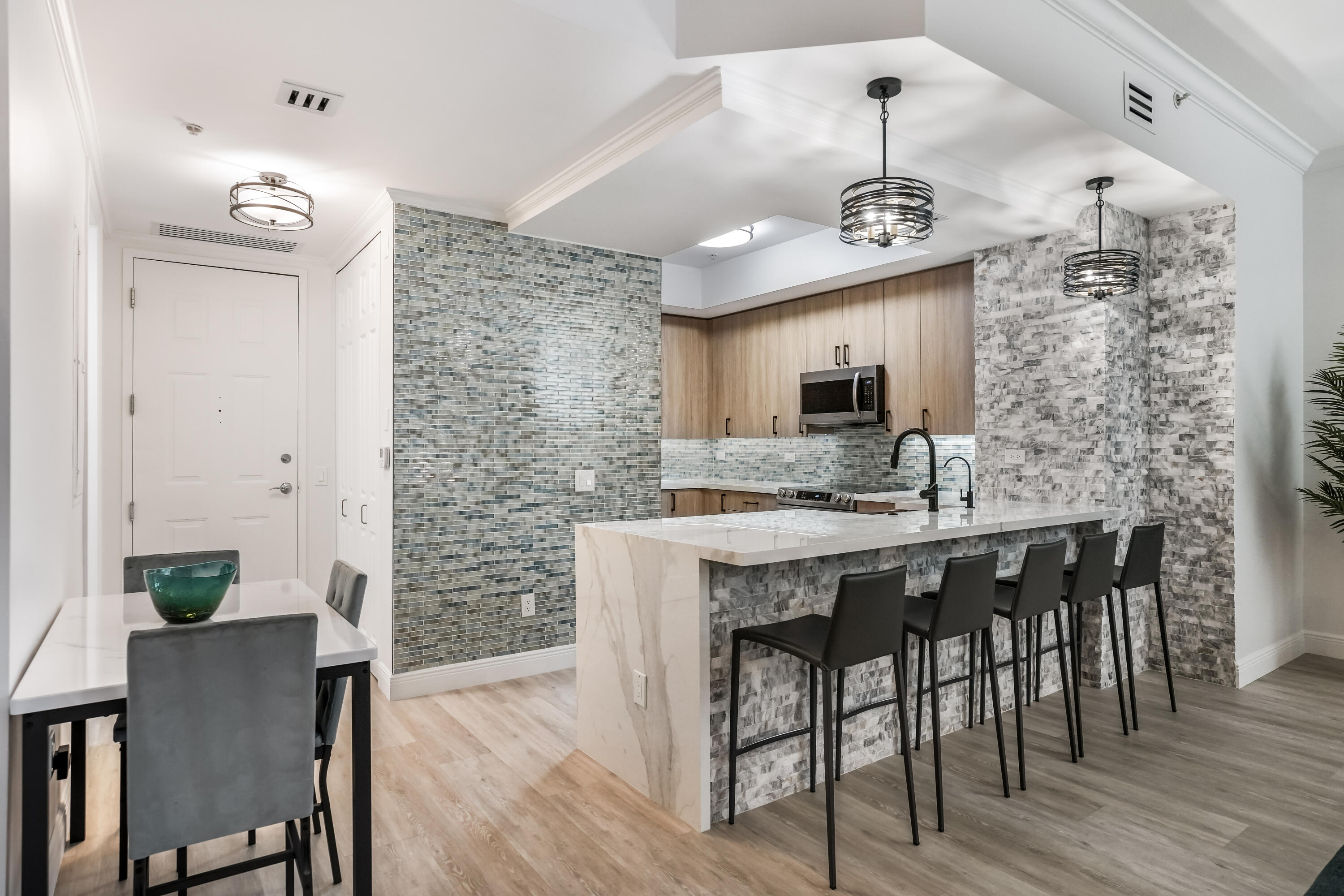 WILTON STATION RES CONDO - Residential