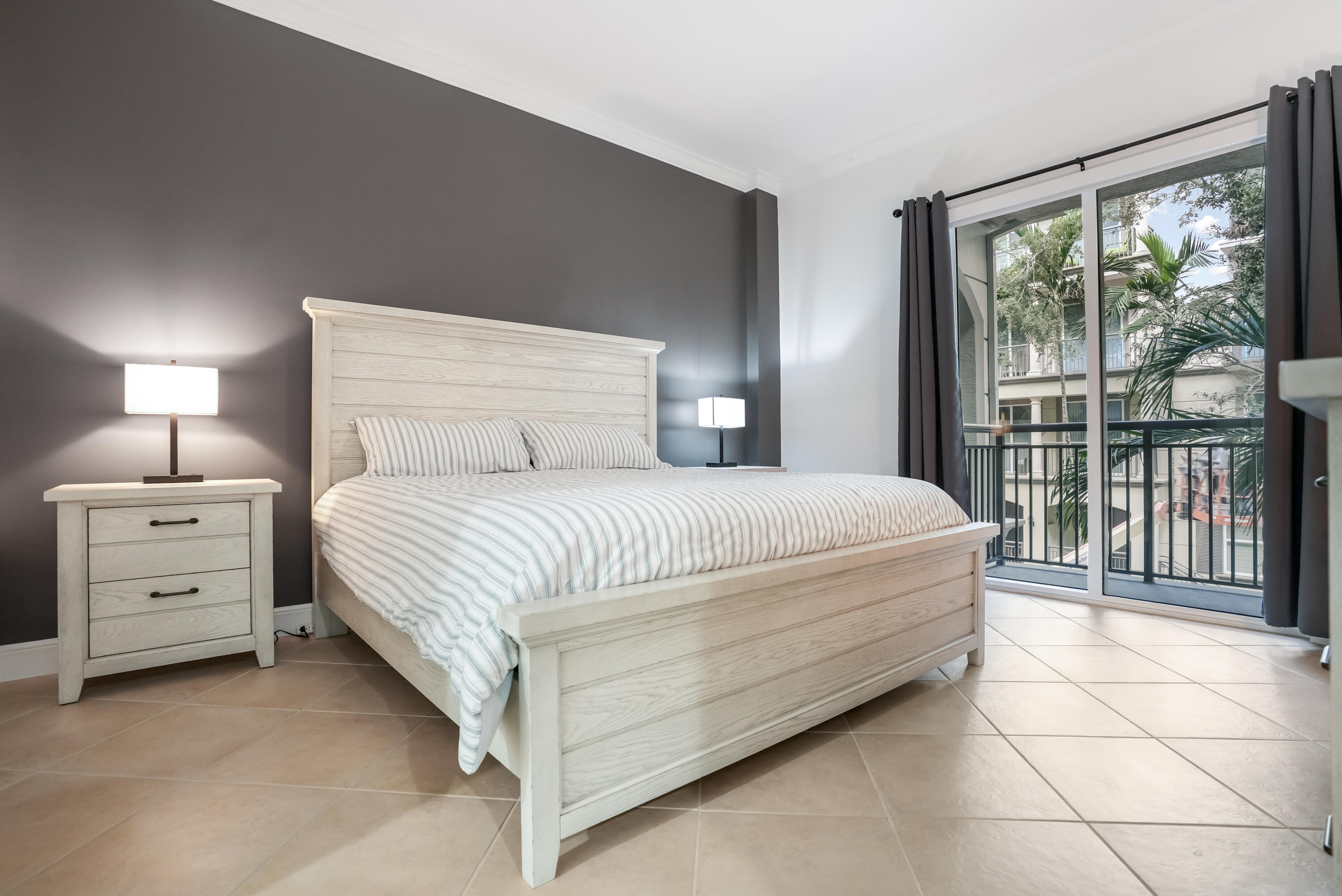 WILTON STATION RES CONDO - Residential