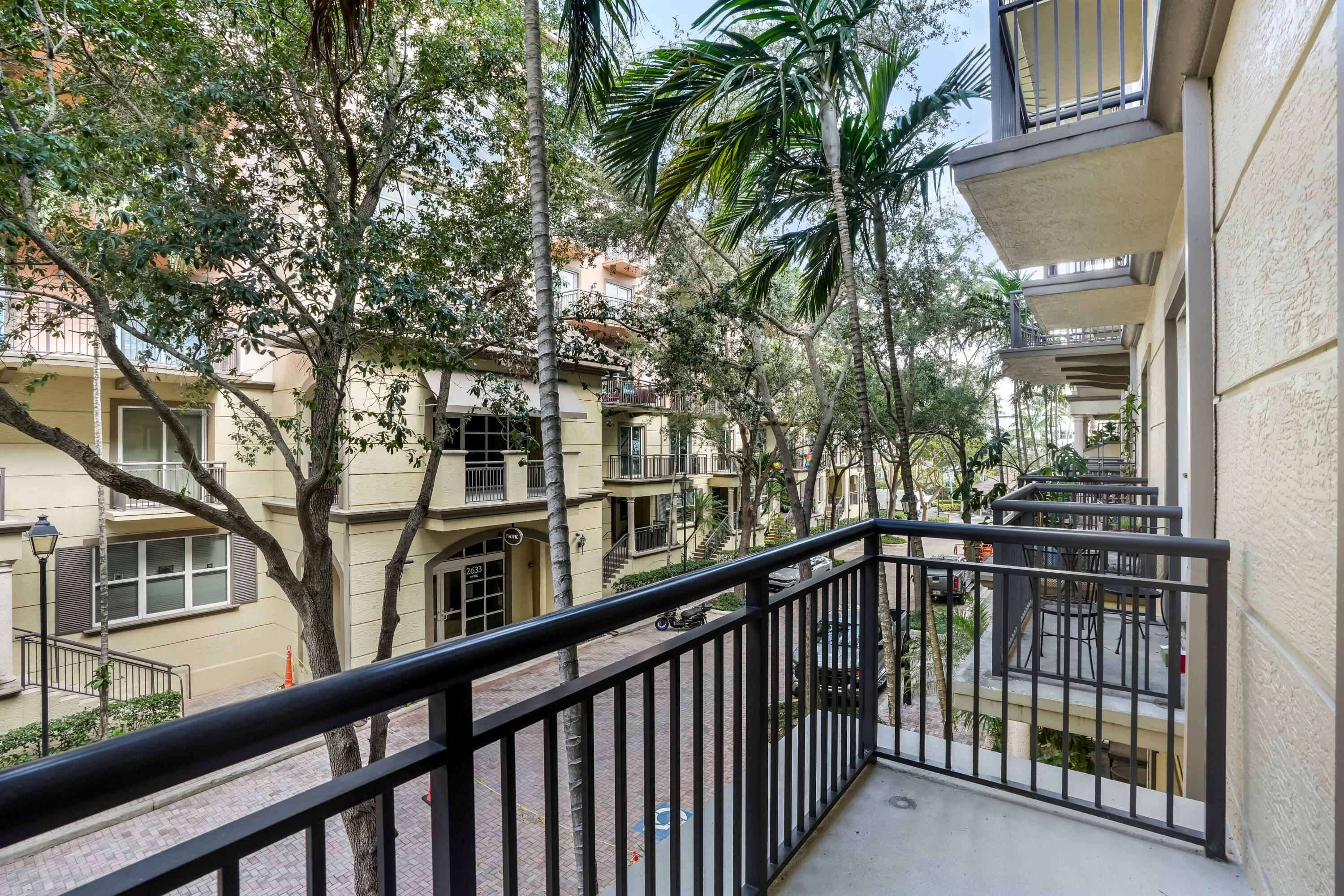 WILTON STATION RES CONDO - Residential