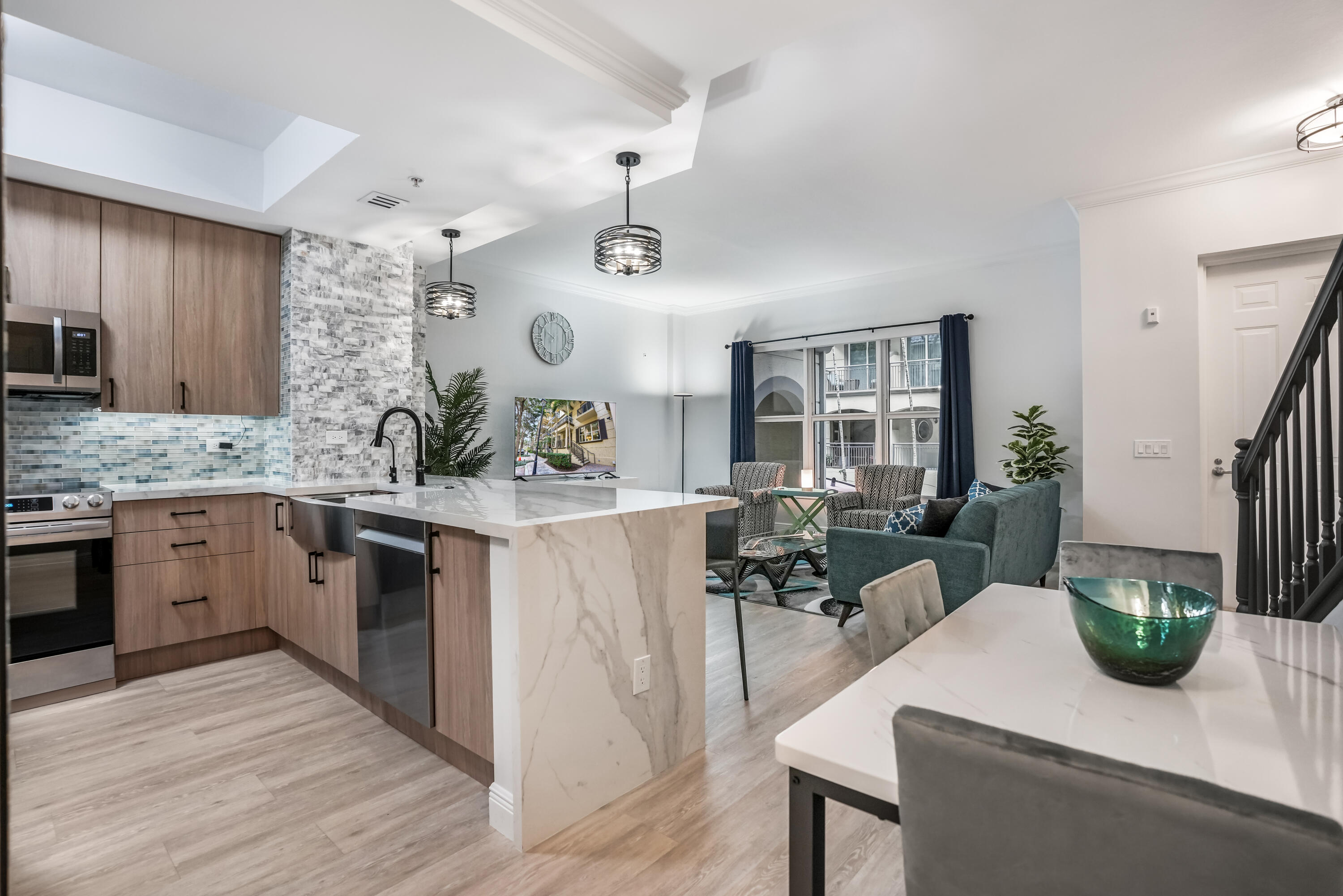 WILTON STATION RES CONDO - Residential