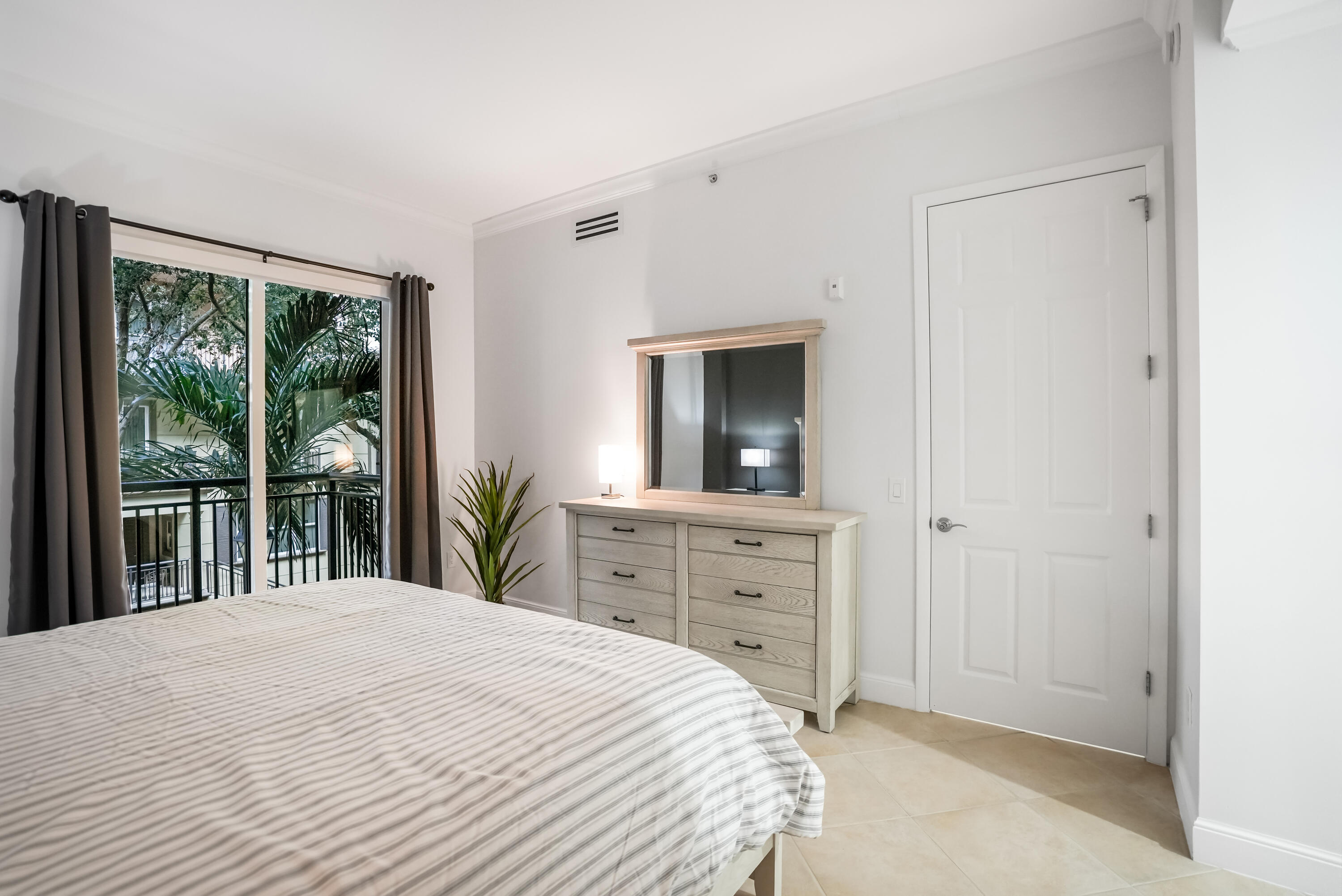 WILTON STATION RES CONDO - Residential