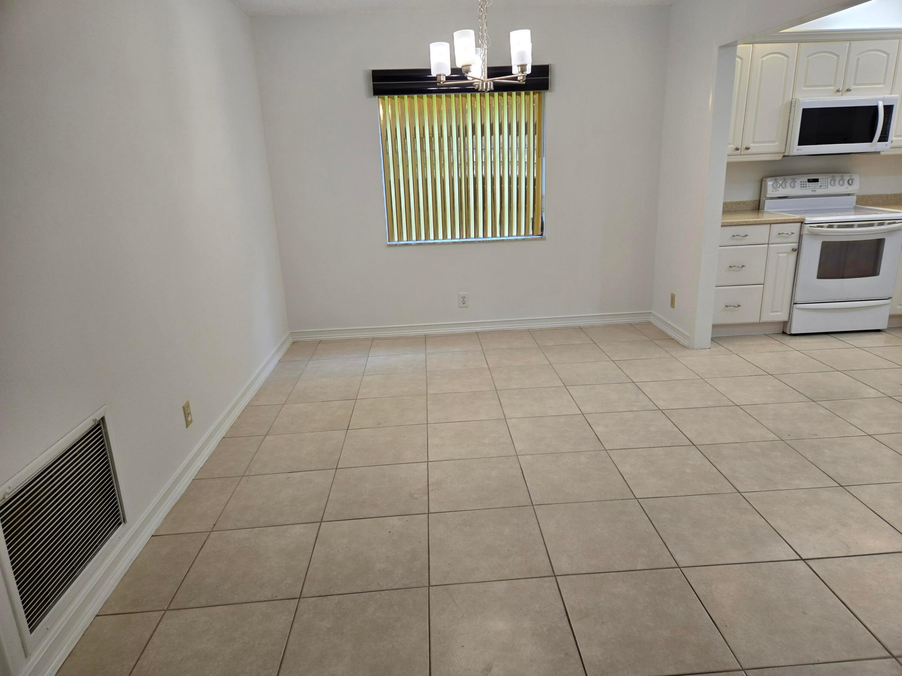 WESTWOOD COMMUNITY 7 - Residential