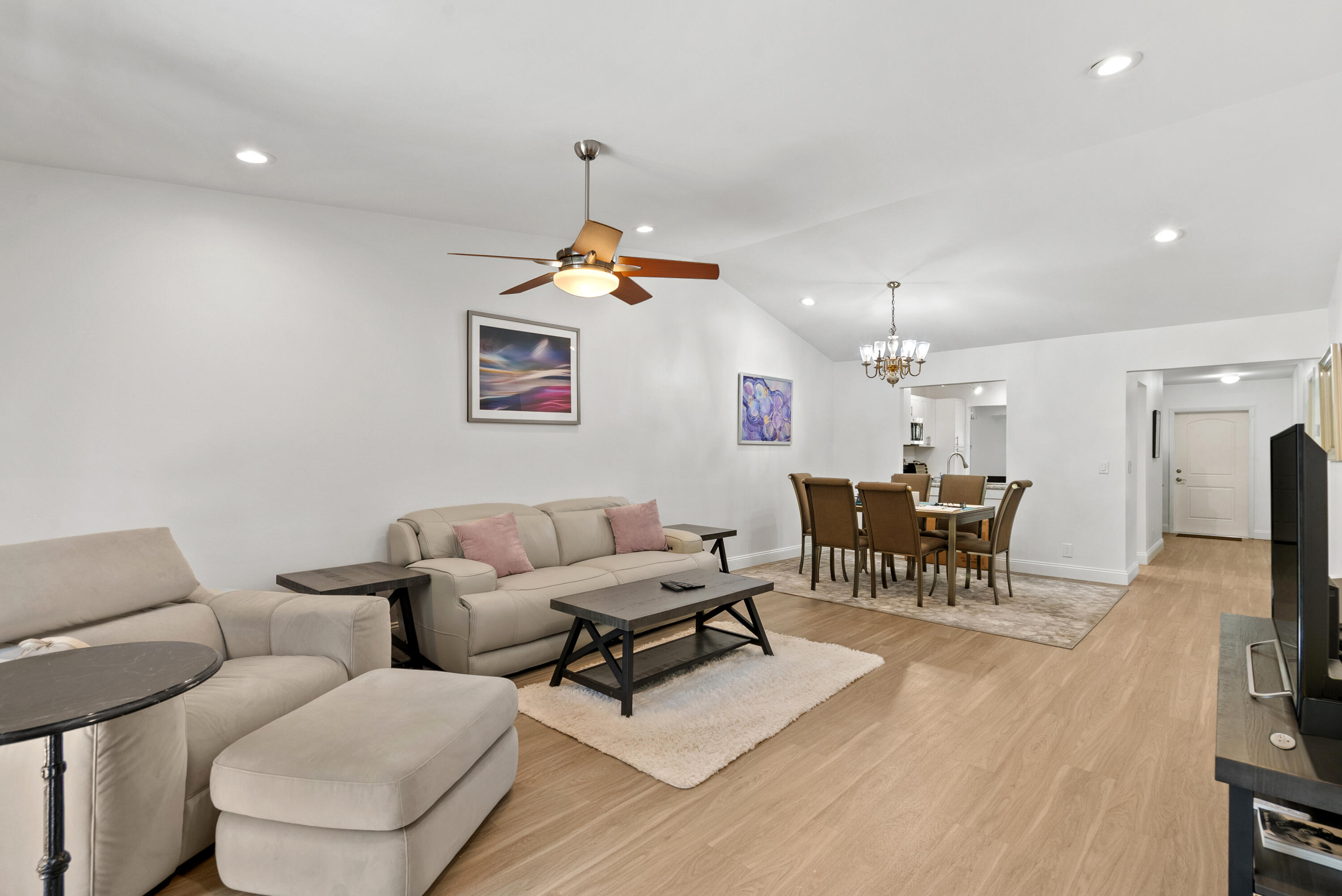 THORNHILL GLEN - Residential