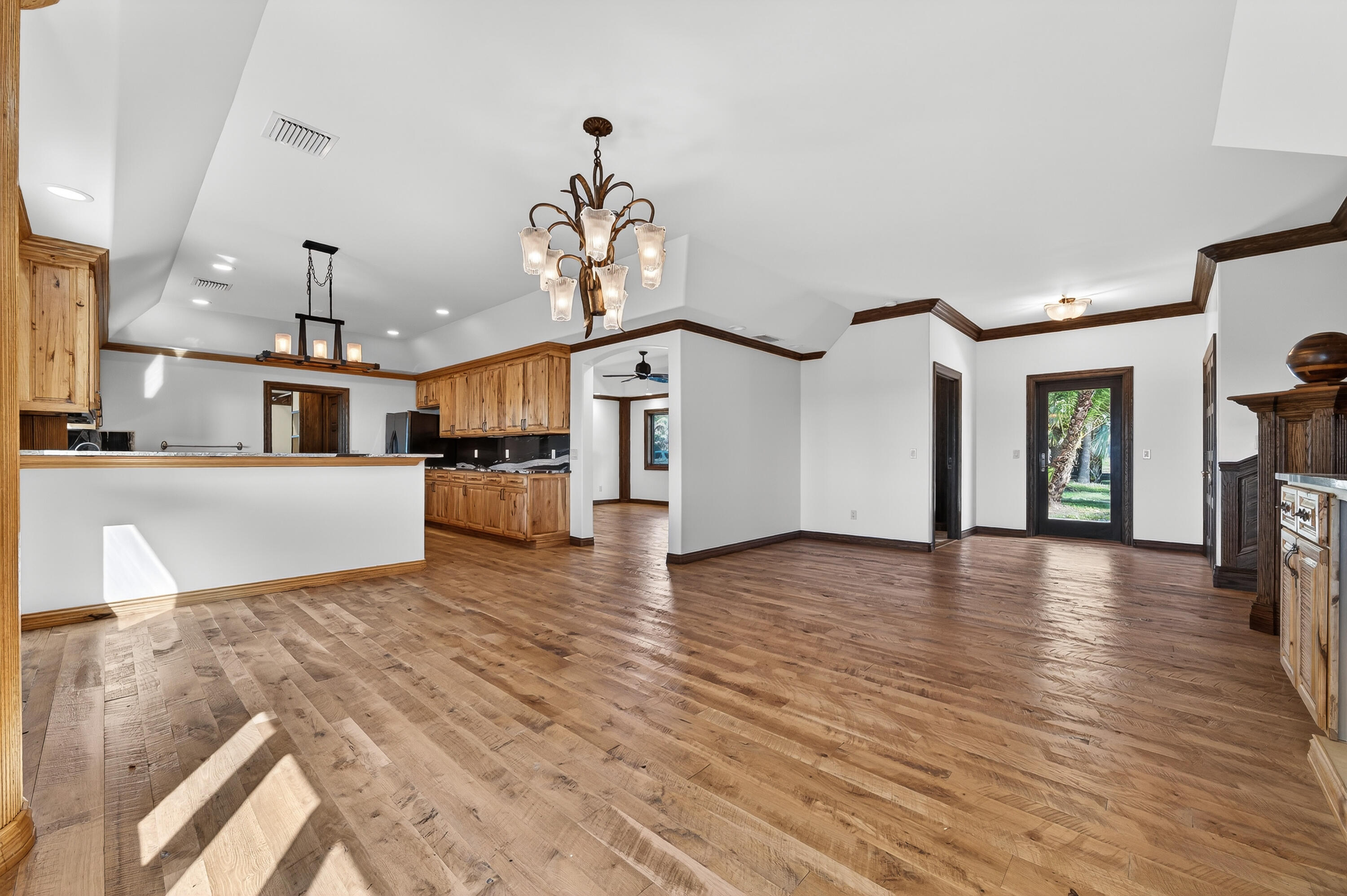 METES AND BOUNDS - Residential