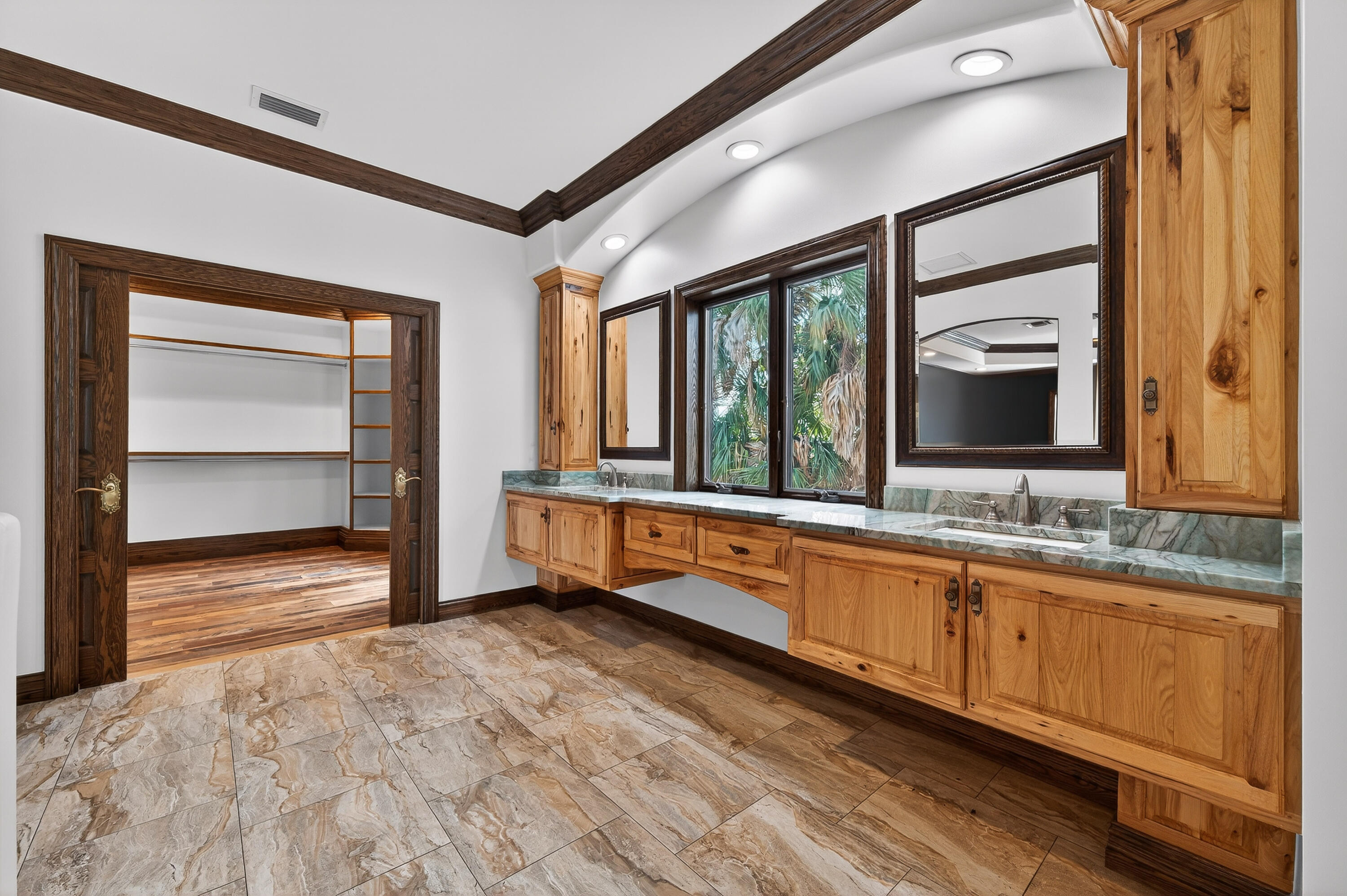 METES AND BOUNDS - Residential
