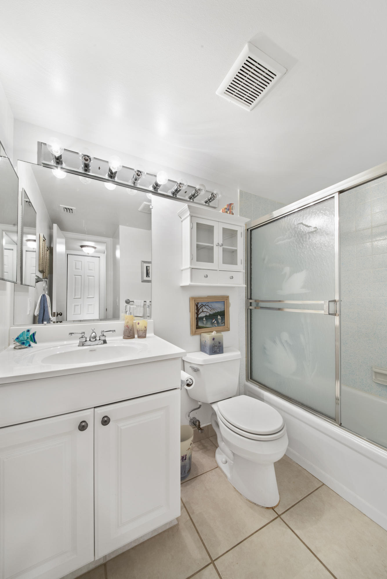 PINE RIDGE SOUTH IV CONDO - Residential Lease