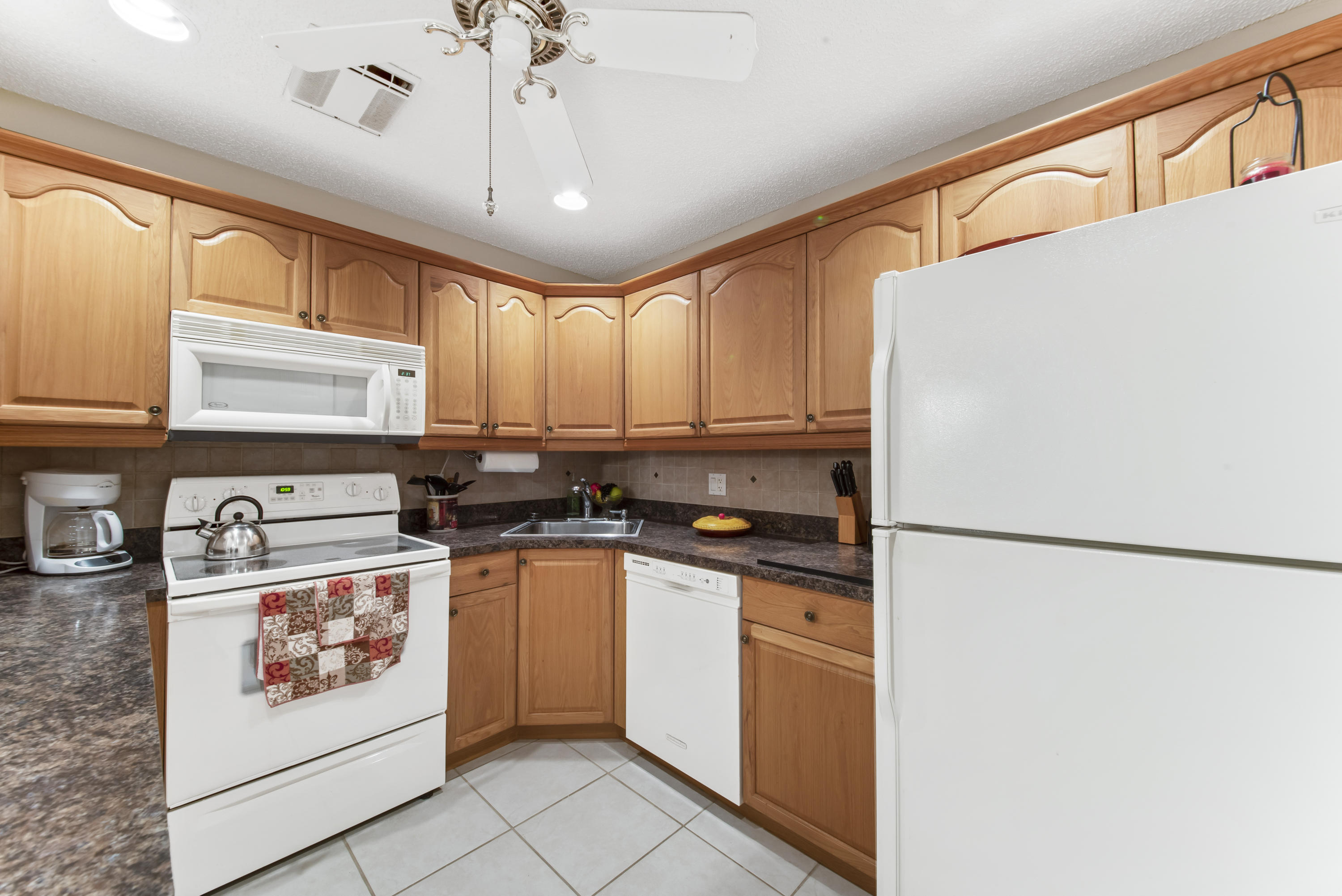 PINE RIDGE SOUTH IV CONDO - Residential Lease