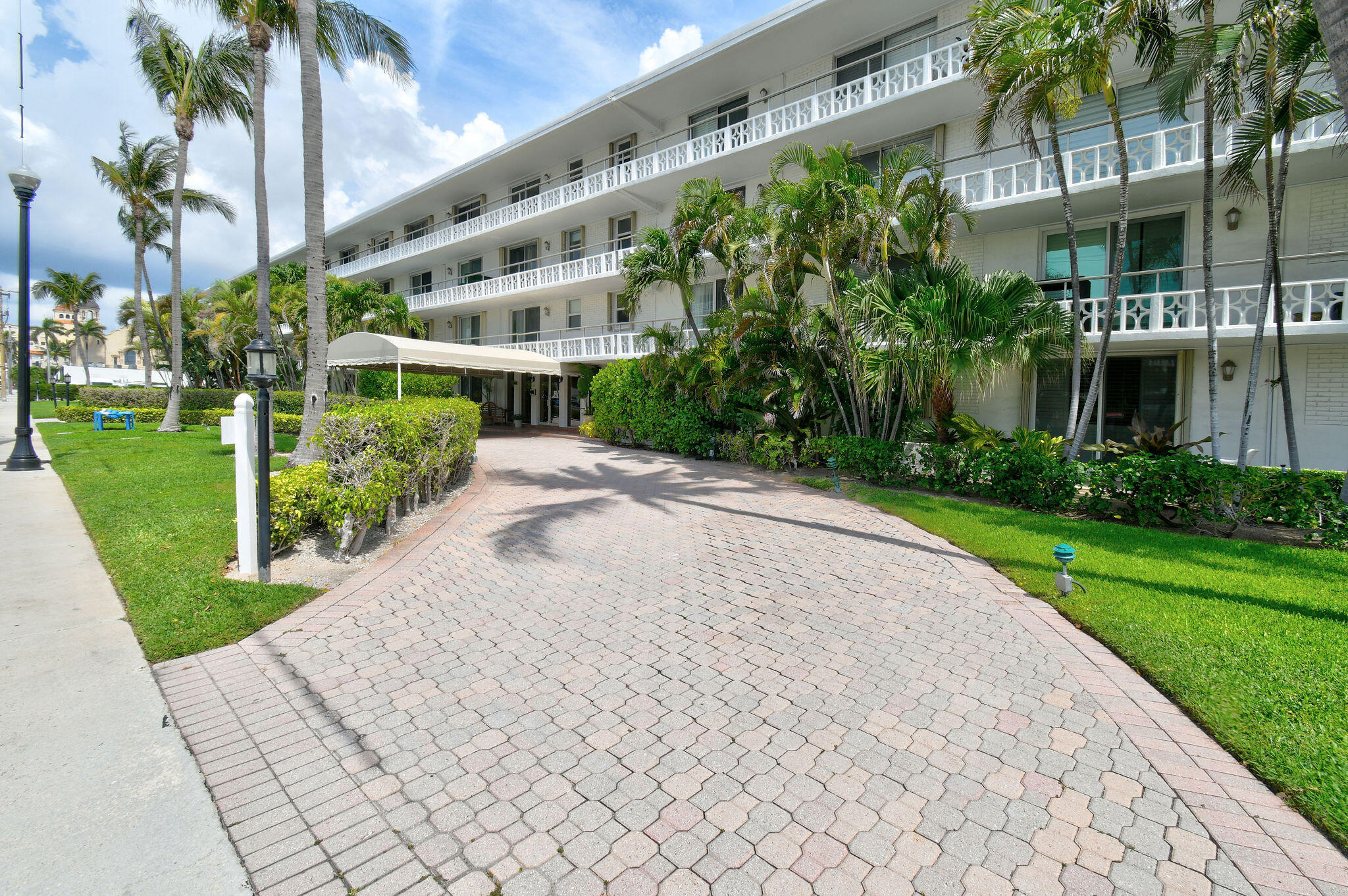 OCEAN TOWERS SOUTH CONDO - Residential