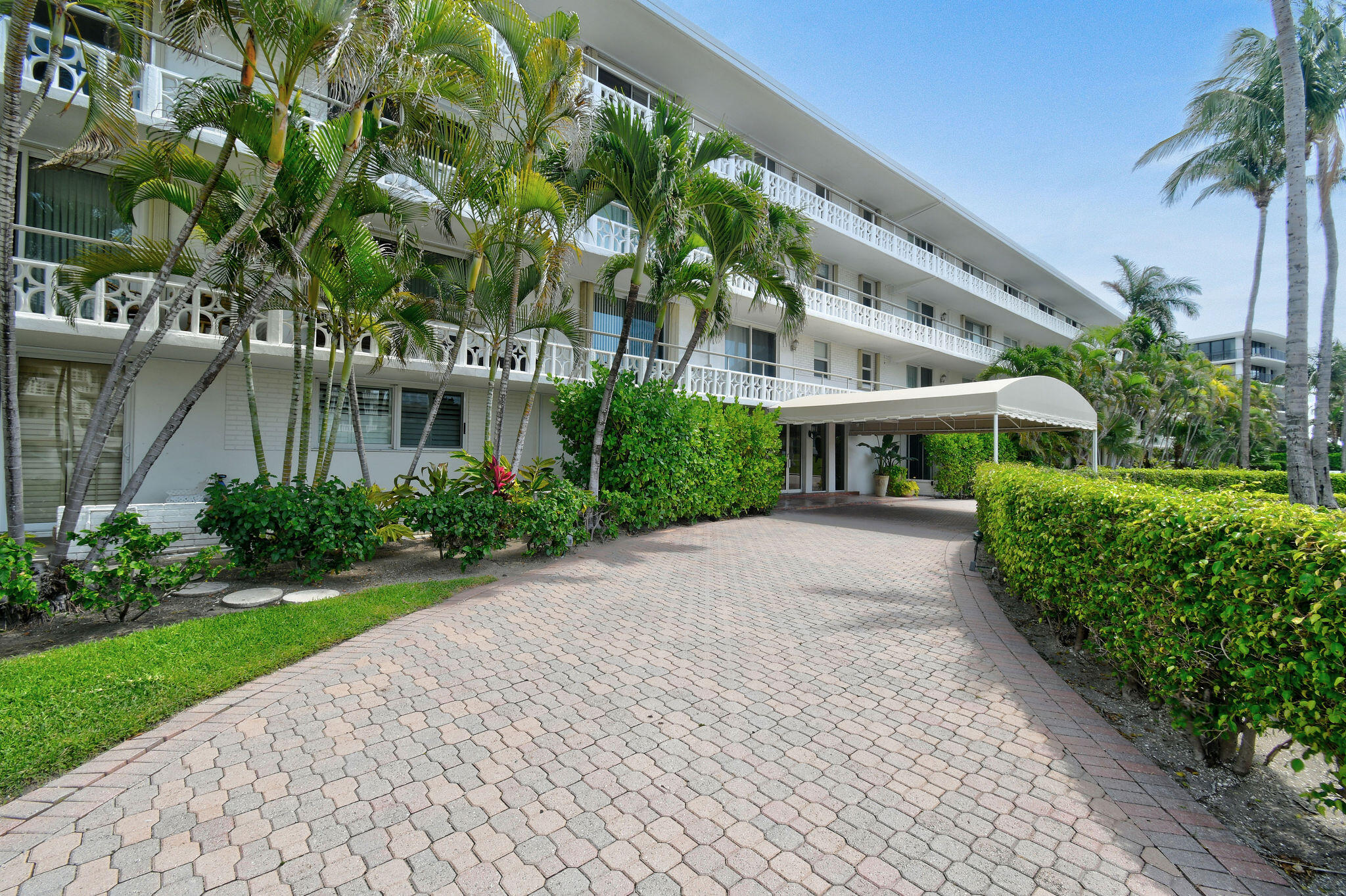 OCEAN TOWERS SOUTH CONDO - Residential
