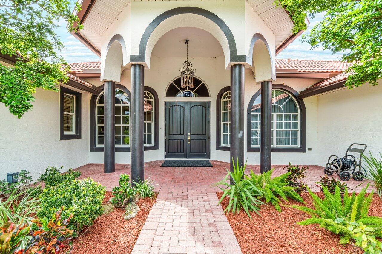 RUSTIC RANCHES - Residential