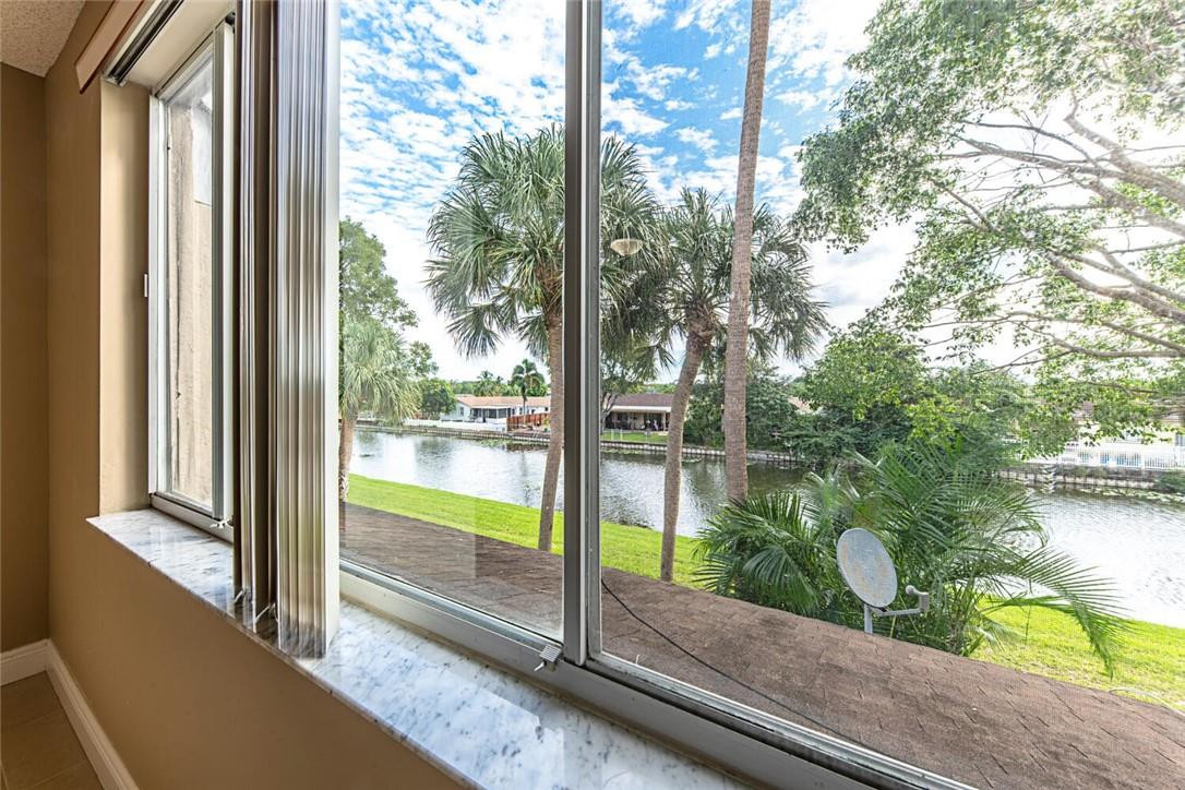 Fiesta Townhomes - Residential