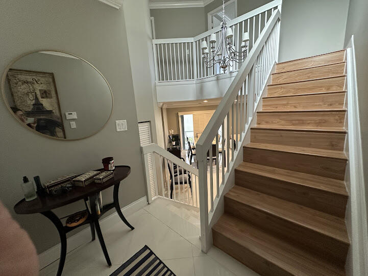 YORKVILLE - Residential
