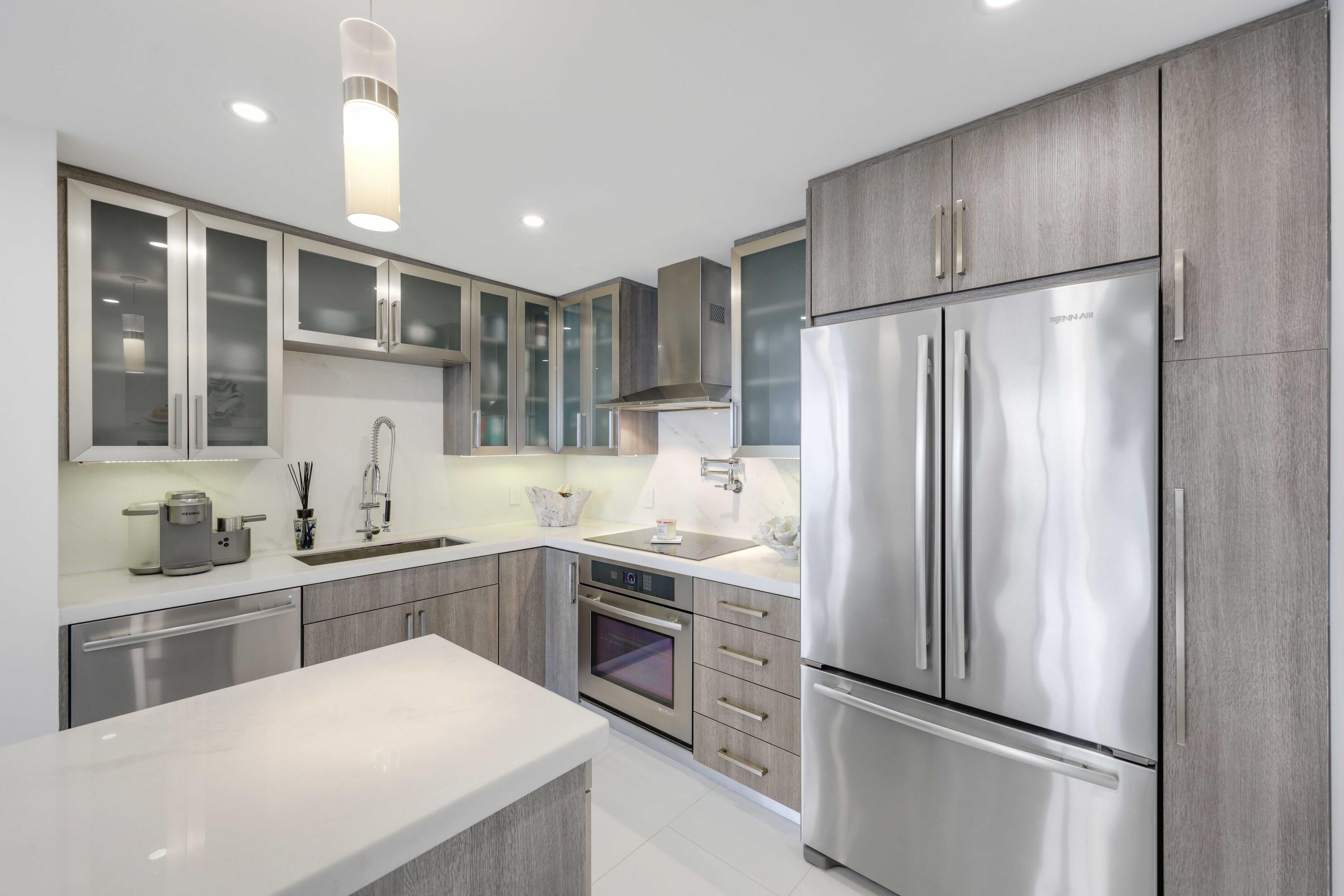 ILLINI CONDO - Residential