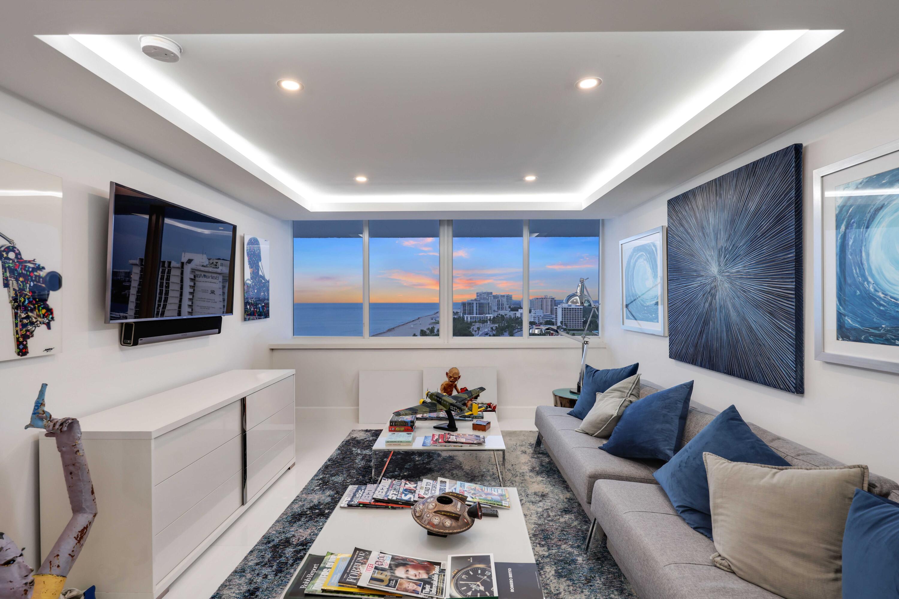 ILLINI CONDO - Residential