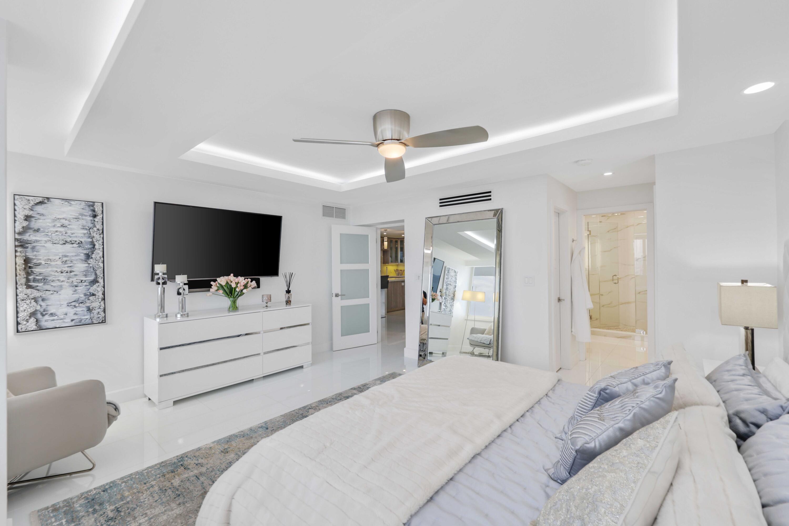 ILLINI CONDO - Residential