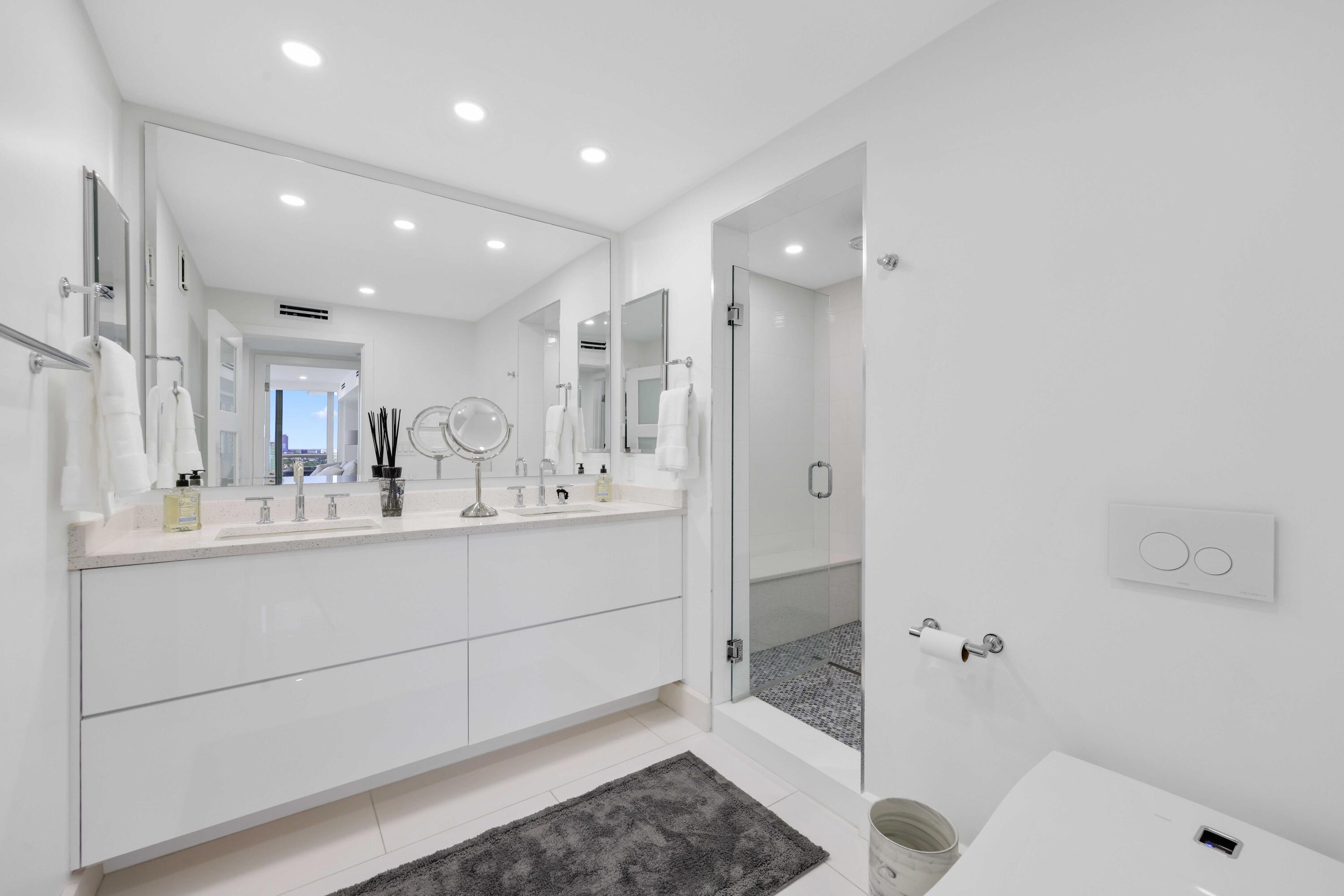 ILLINI CONDO - Residential
