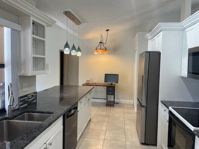 PORT ST LUCIE SECTION 10 - Residential Lease