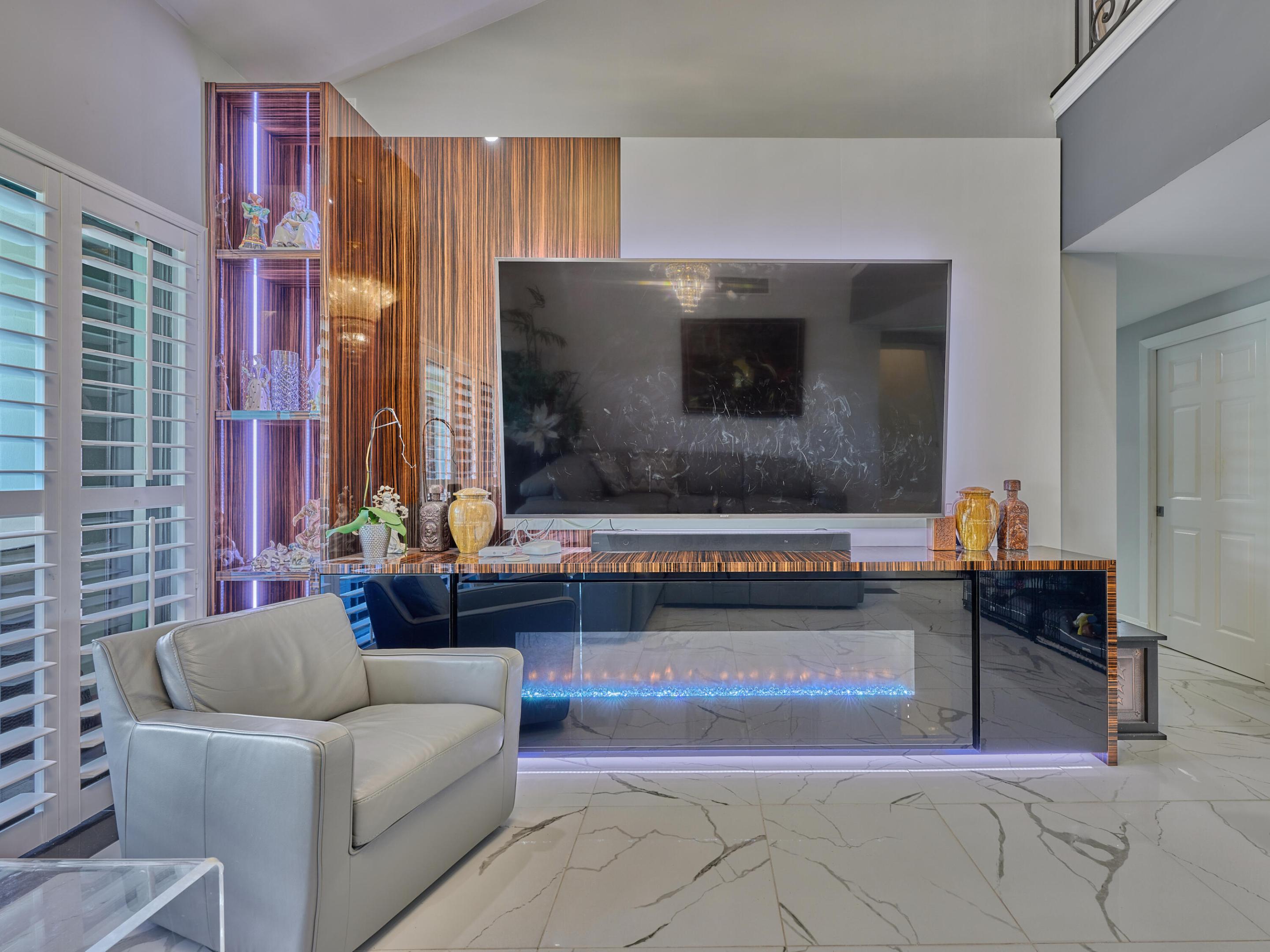 OLD PORT COVE HARBOR VILLAGE CONDO - Residential