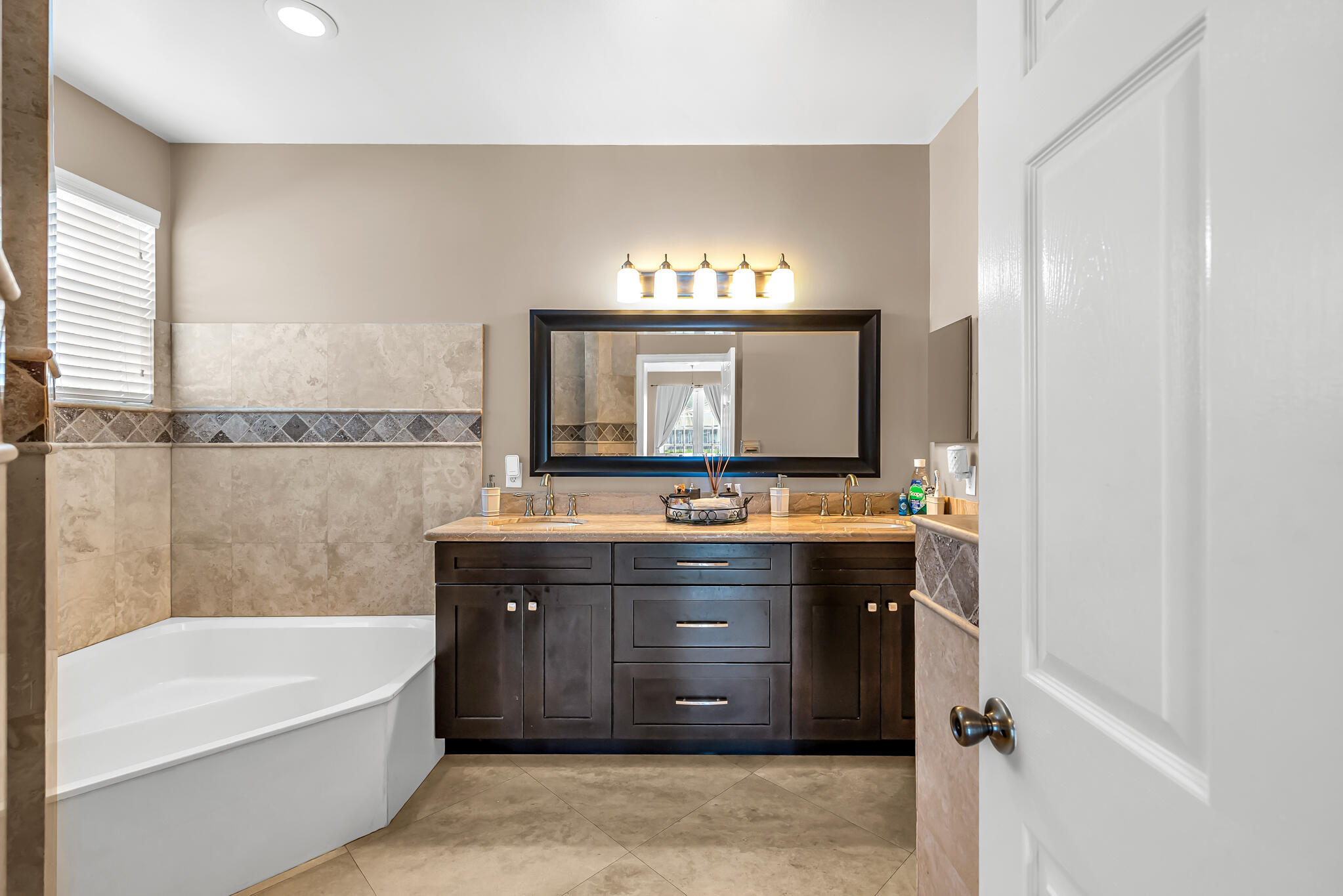 PARKWOOD IX - Residential
