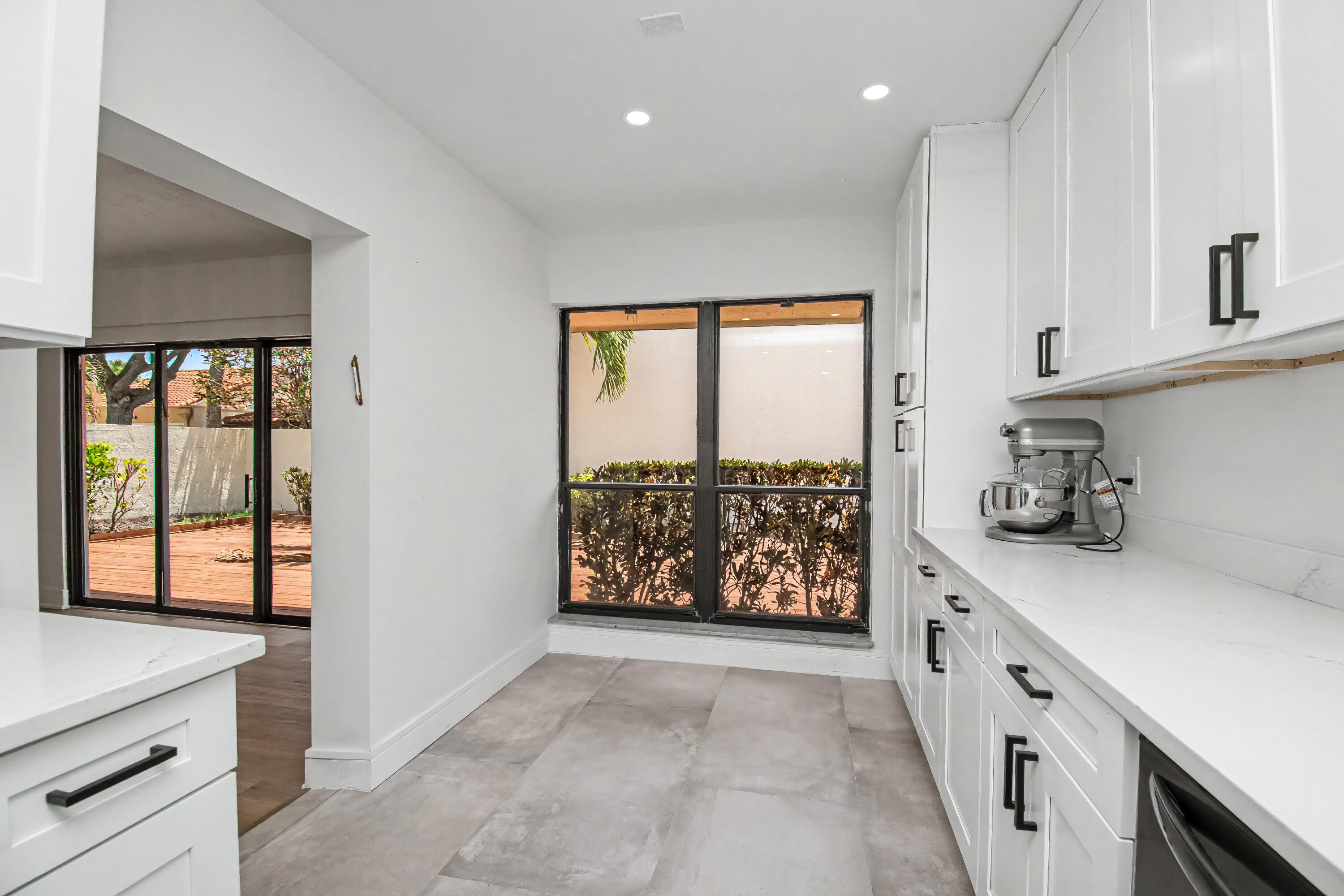 PRADERA OF VIA VERDE PH 1 REPLAT - Residential