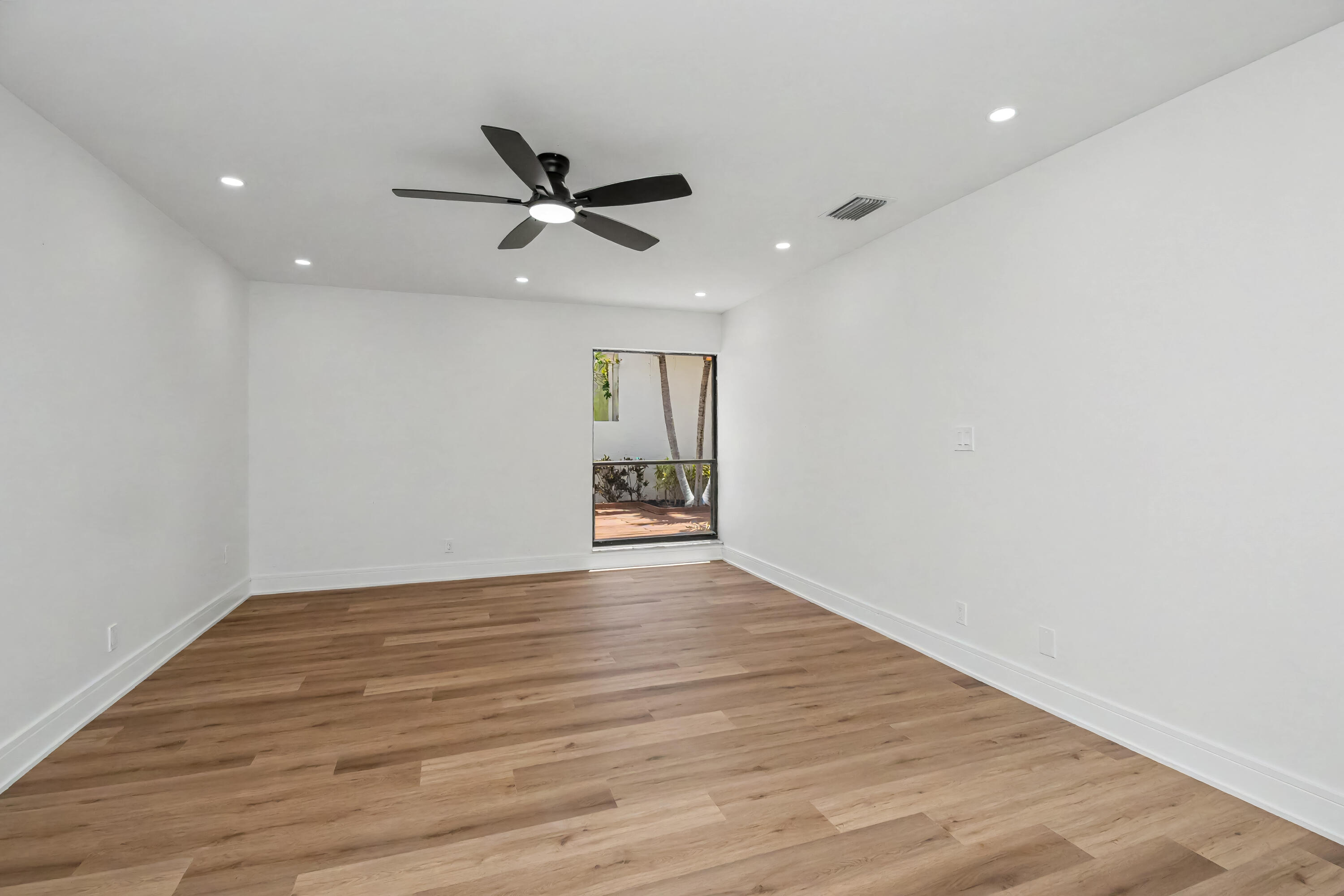 PRADERA OF VIA VERDE PH 1 REPLAT - Residential