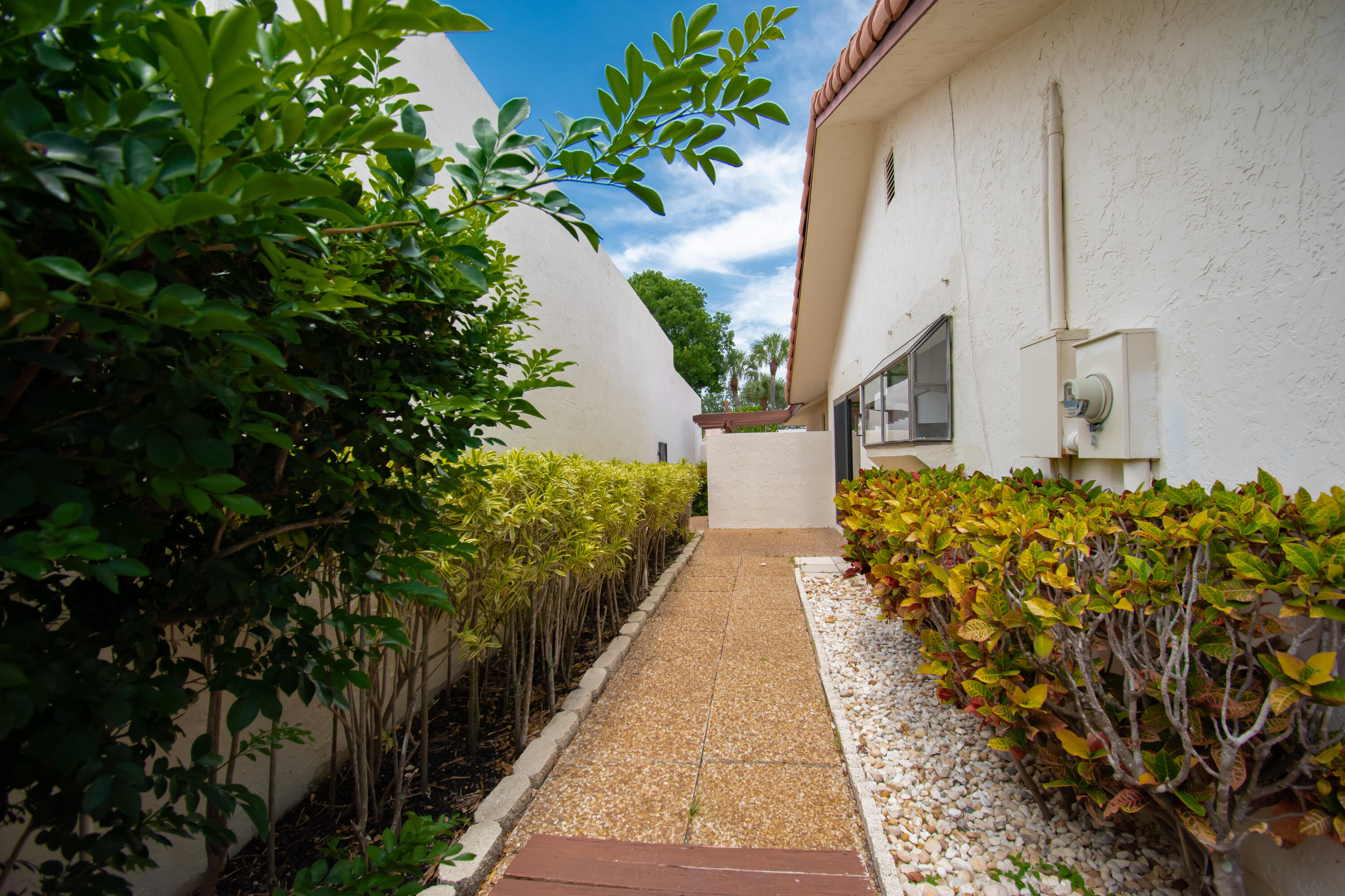 PRADERA OF VIA VERDE PH 1 REPLAT - Residential