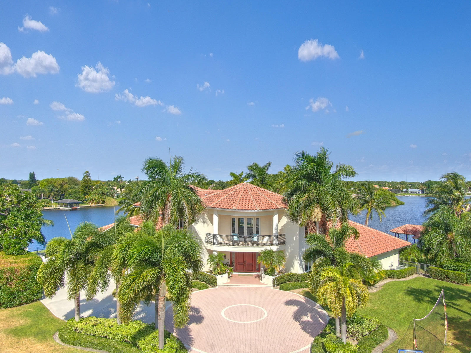 LAKE EDEN - Residential