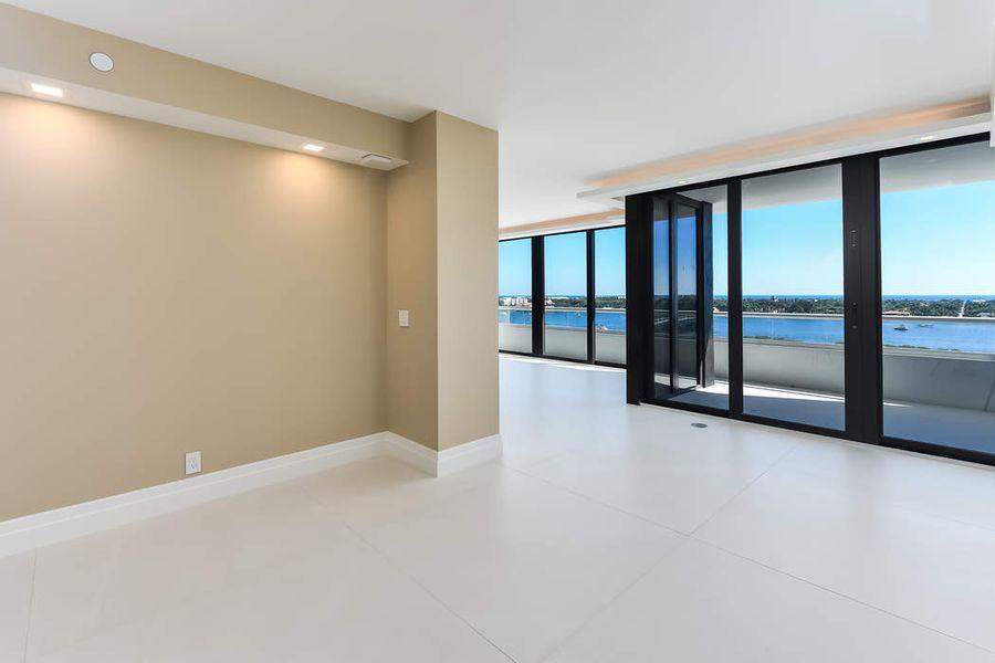 TRUMP PLAZA OF THE PALM BEACHES CONDO - Residential