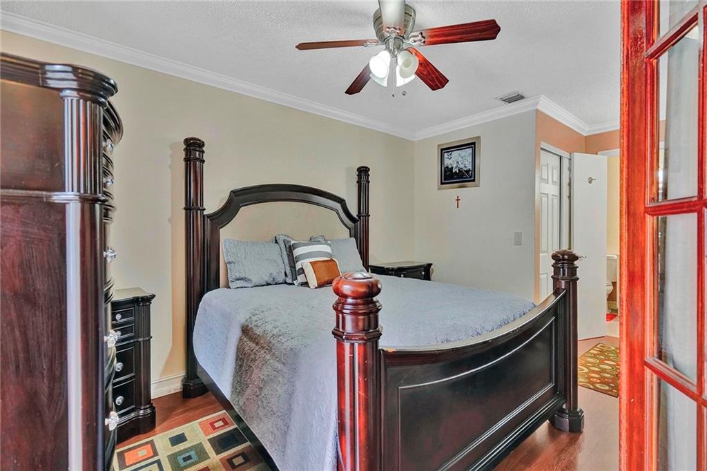 Players Place Townhomes - Residential