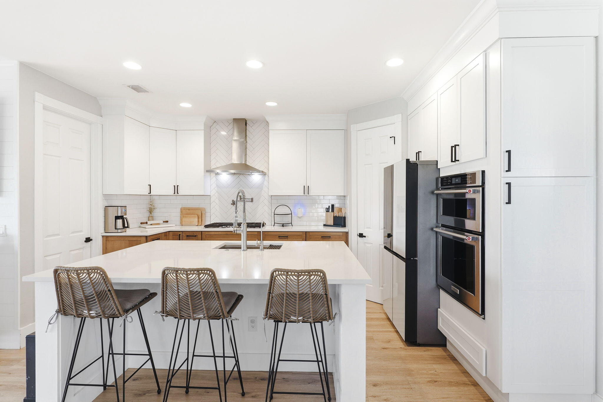 POINTE WEST CENTRAL VILLAGE PHASE I PD - Residential