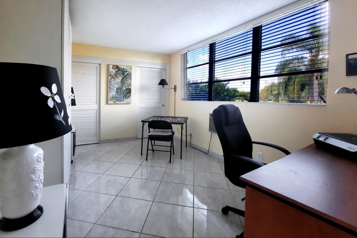 Hollybrook Golf & Tennis - Residential