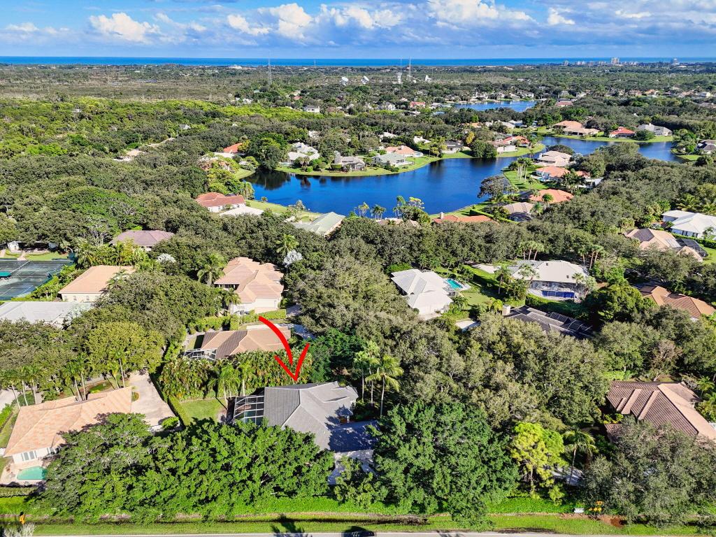 HERITAGE OAKS - Residential