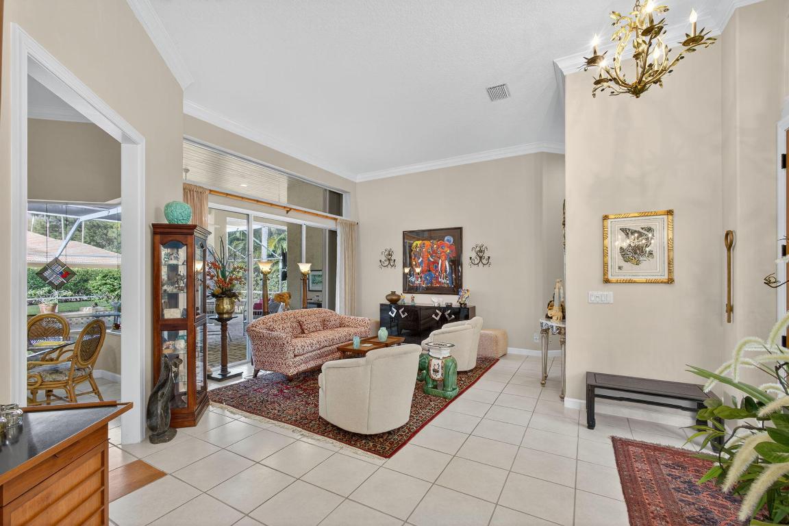 HERITAGE OAKS - Residential