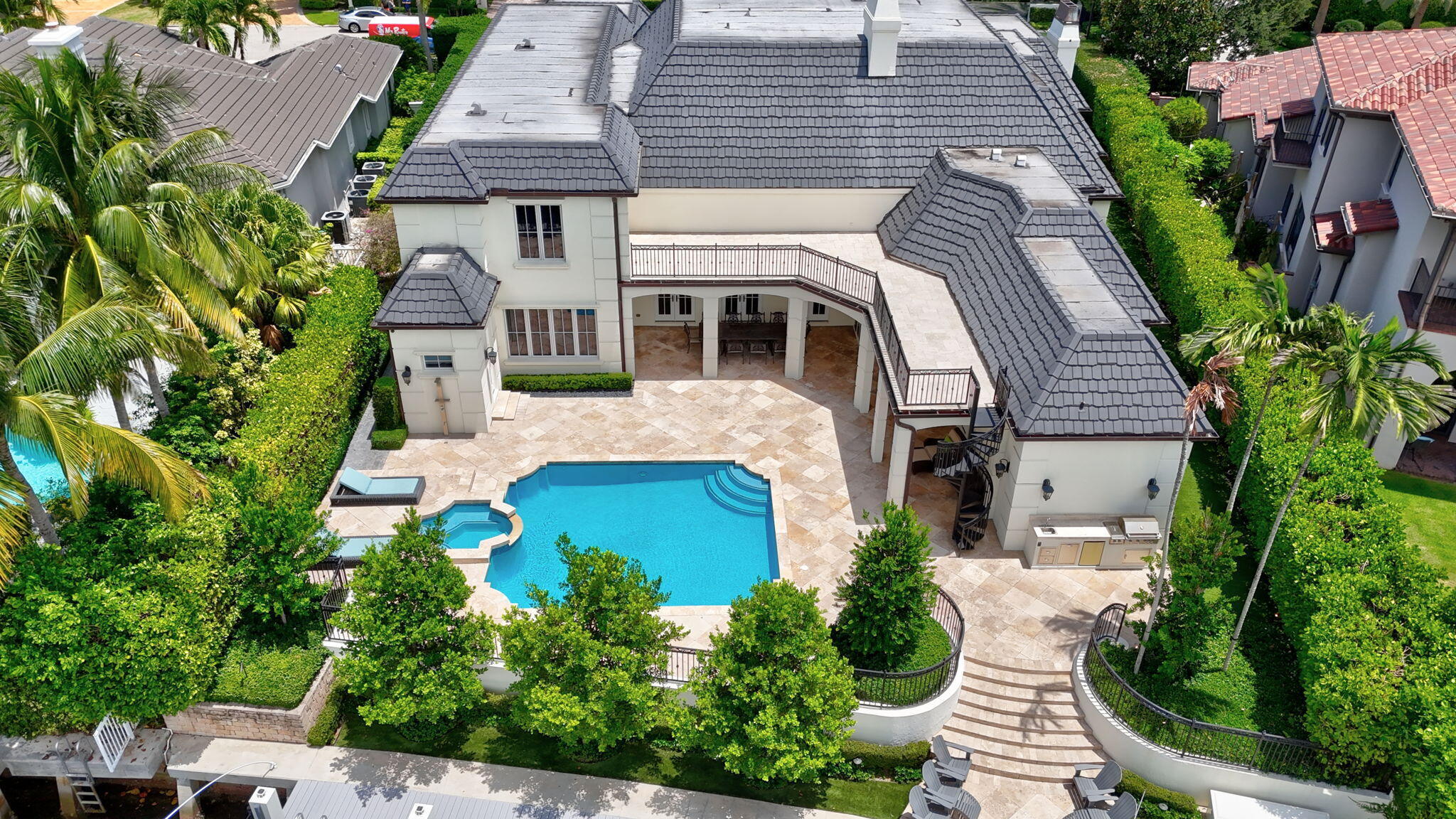 ROYAL PALM YACHT & COUNTRY CLUB - Residential Lease