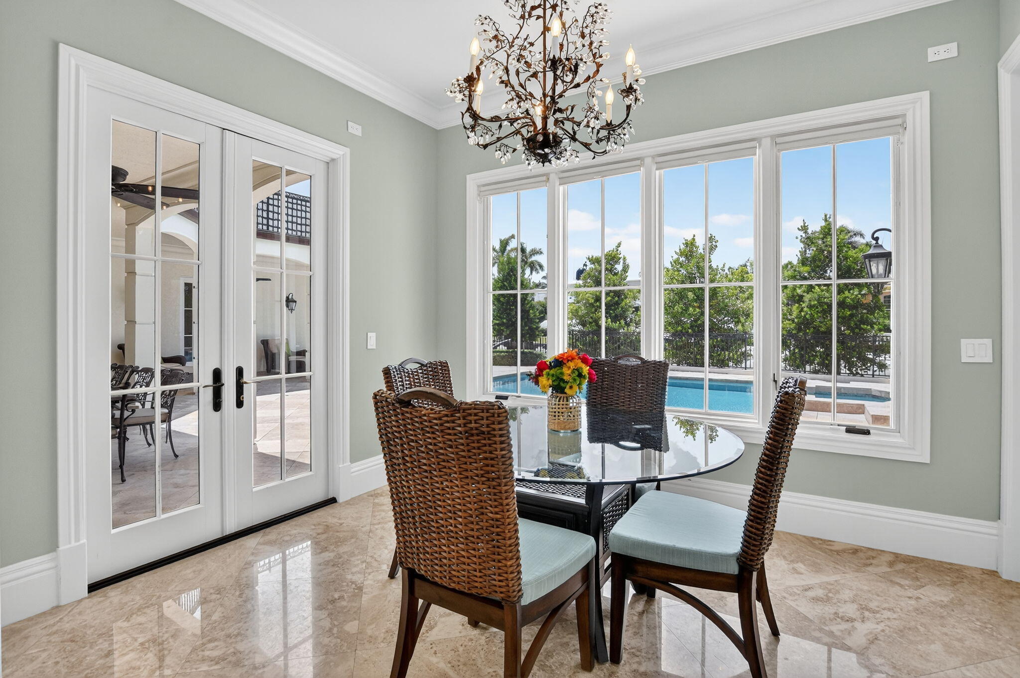ROYAL PALM YACHT & COUNTRY CLUB - Residential Lease