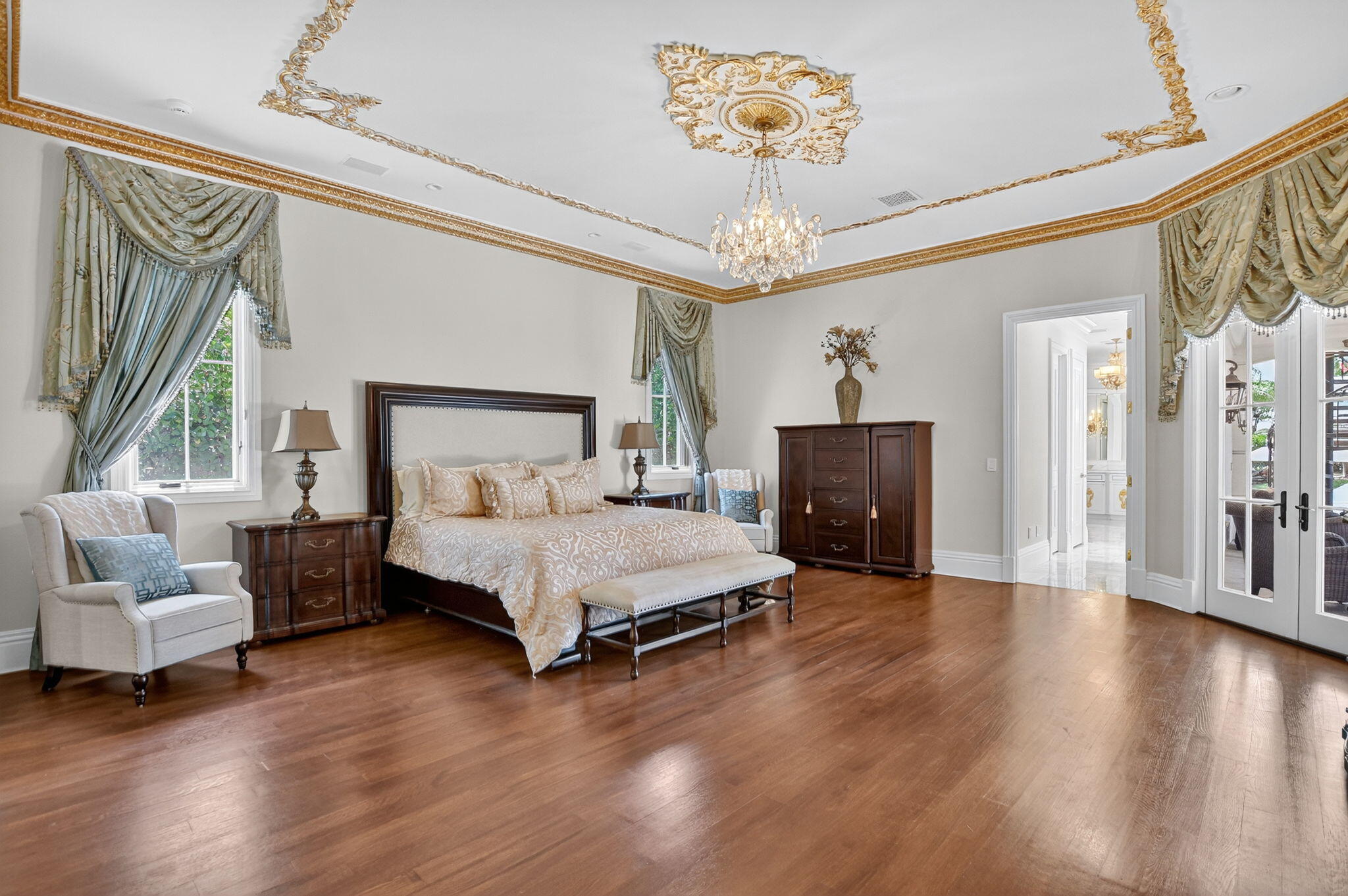 ROYAL PALM YACHT & COUNTRY CLUB - Residential Lease