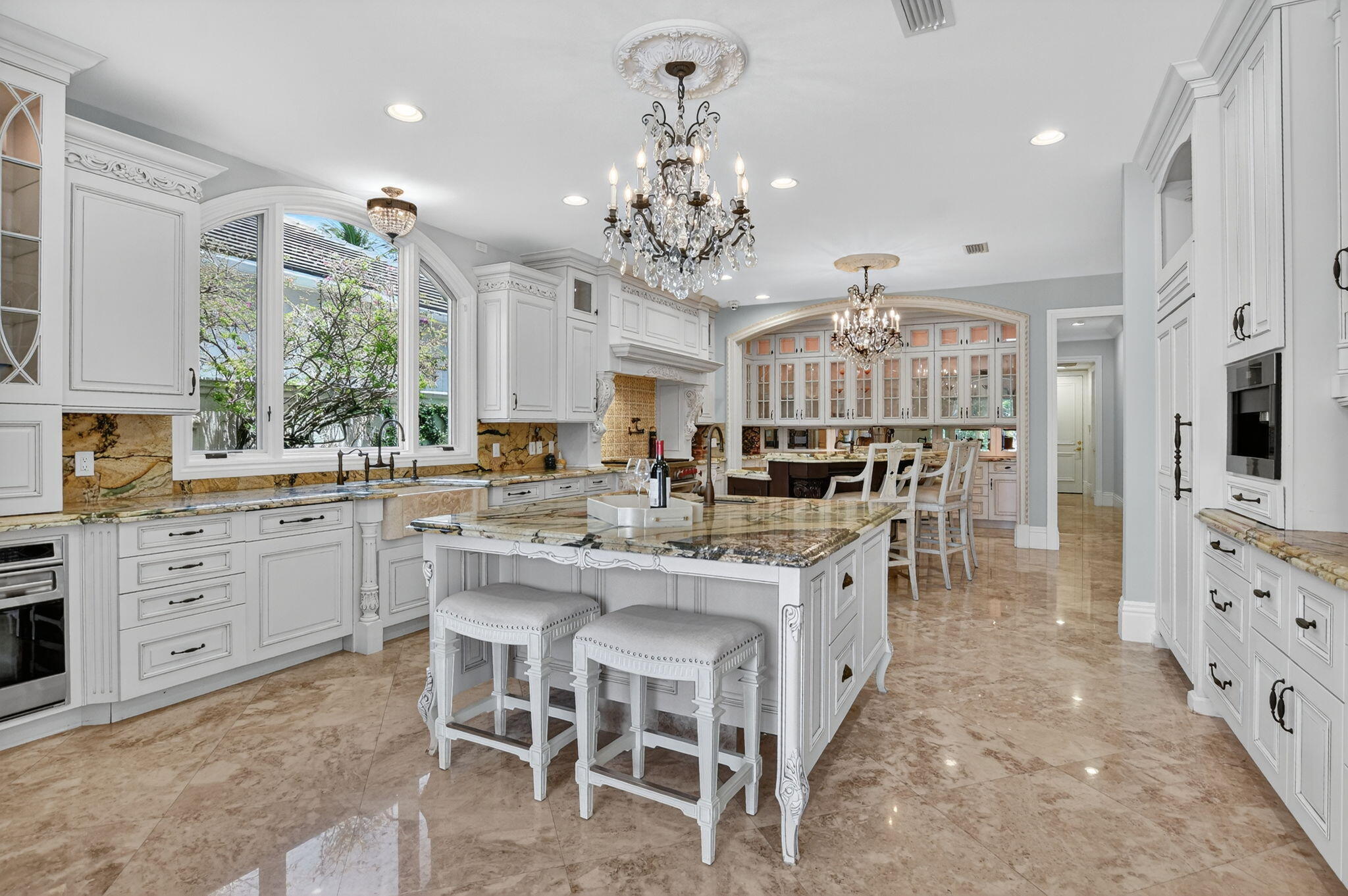 ROYAL PALM YACHT & COUNTRY CLUB - Residential Lease