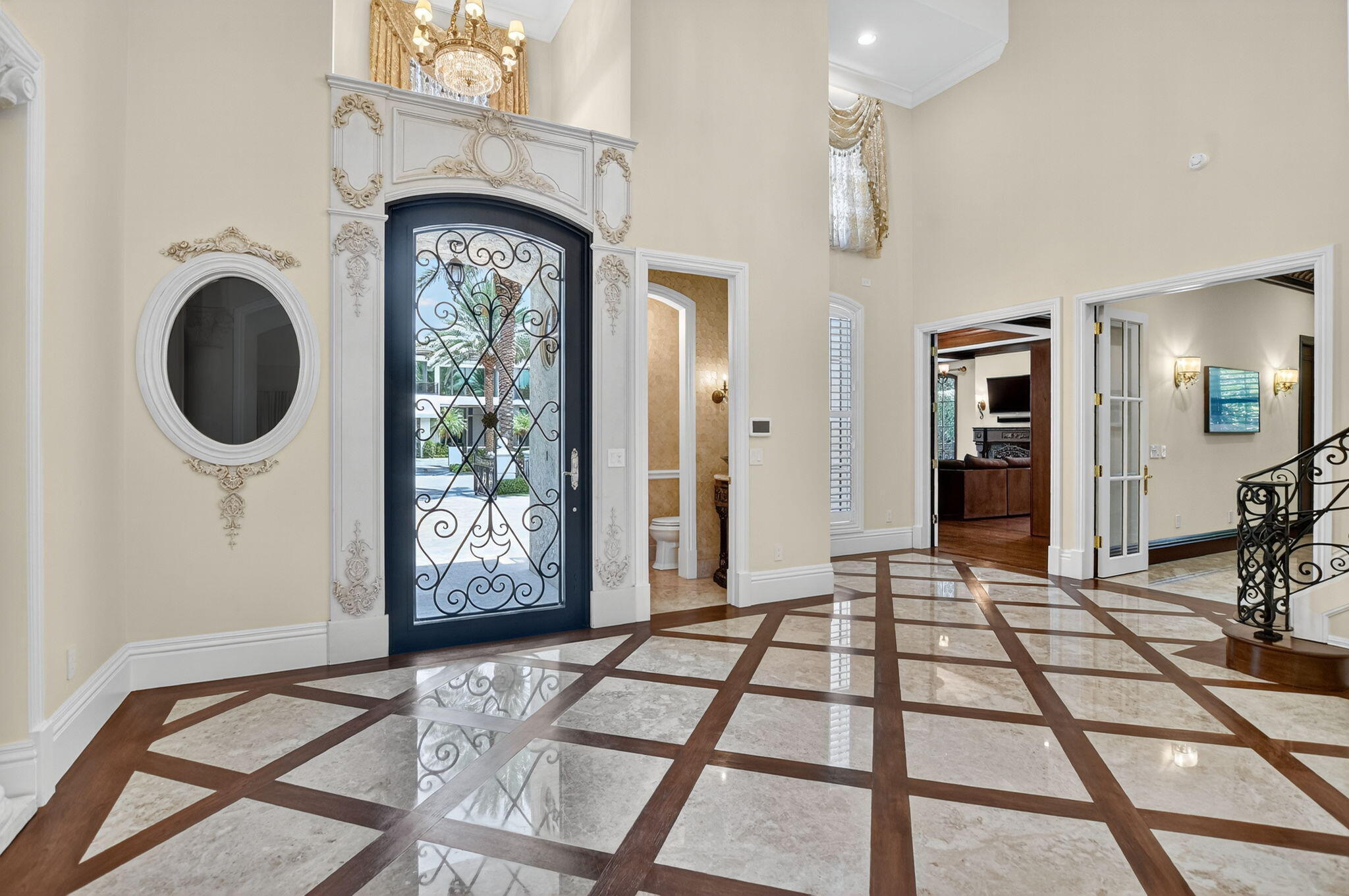 ROYAL PALM YACHT & COUNTRY CLUB - Residential Lease