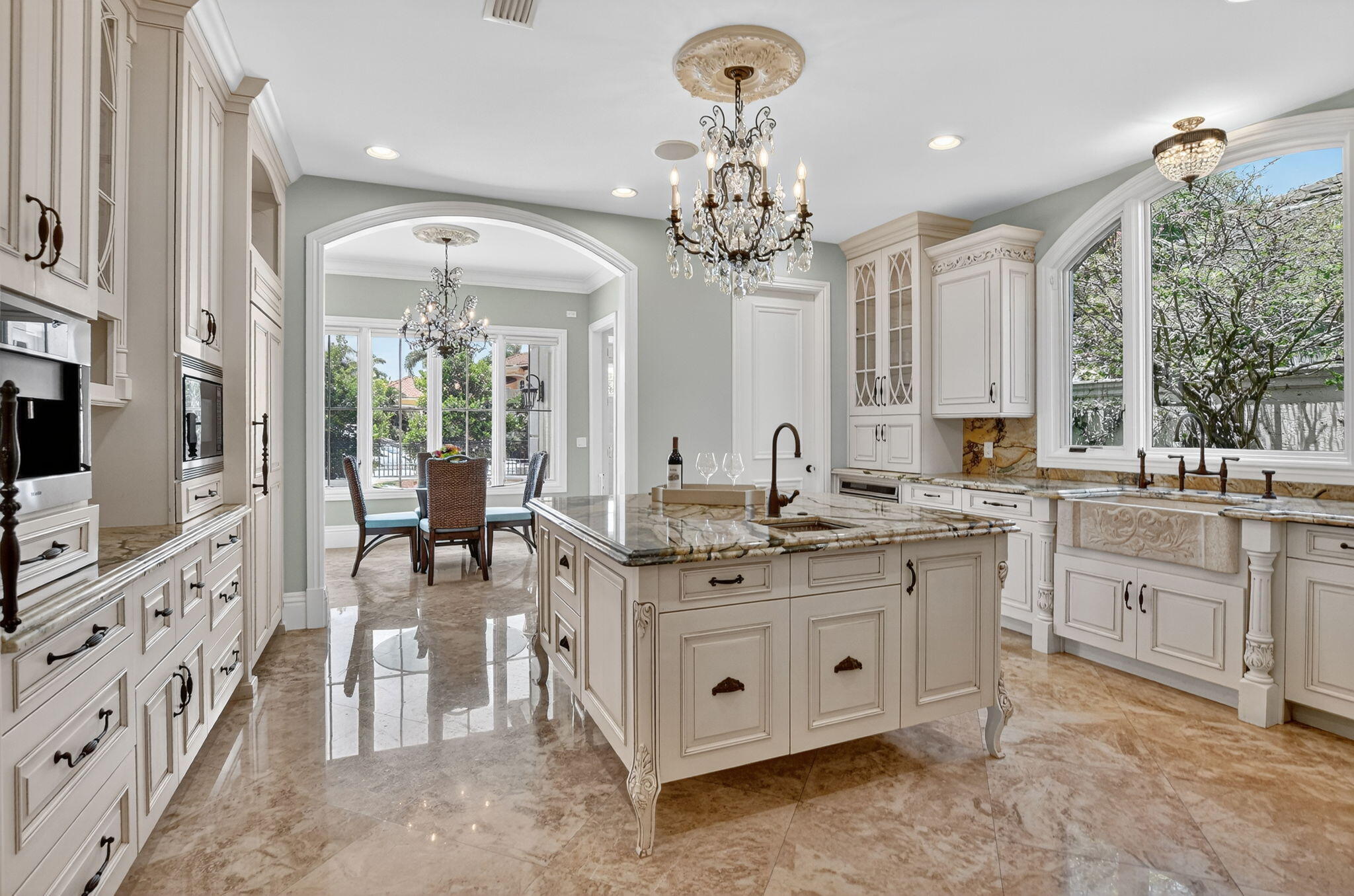 ROYAL PALM YACHT & COUNTRY CLUB - Residential Lease